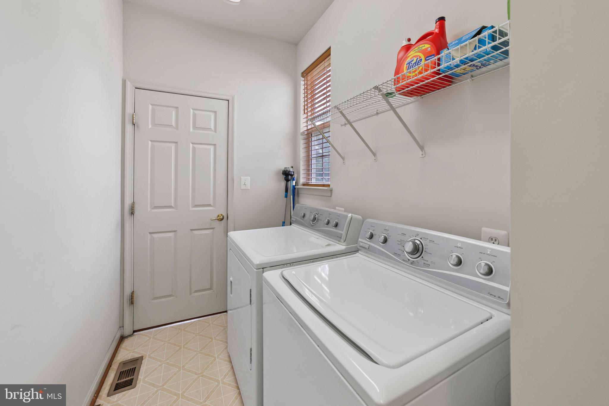 PORT POTOMAC - Residential