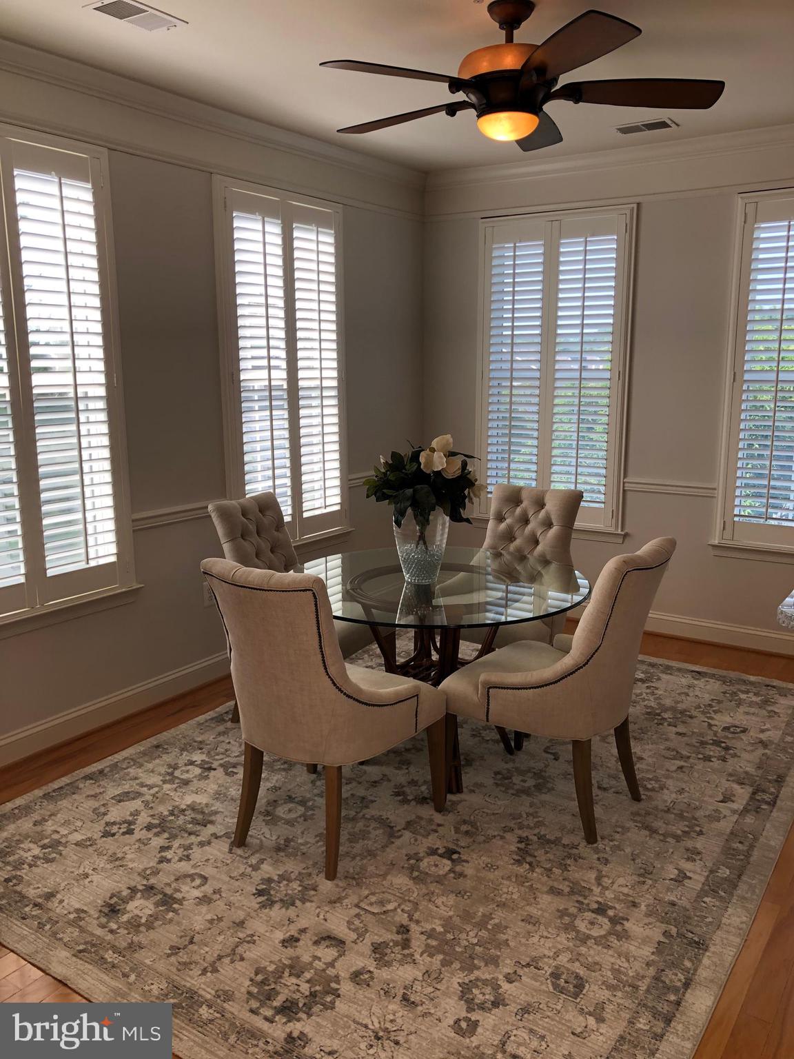 RIVER HILL - Residential