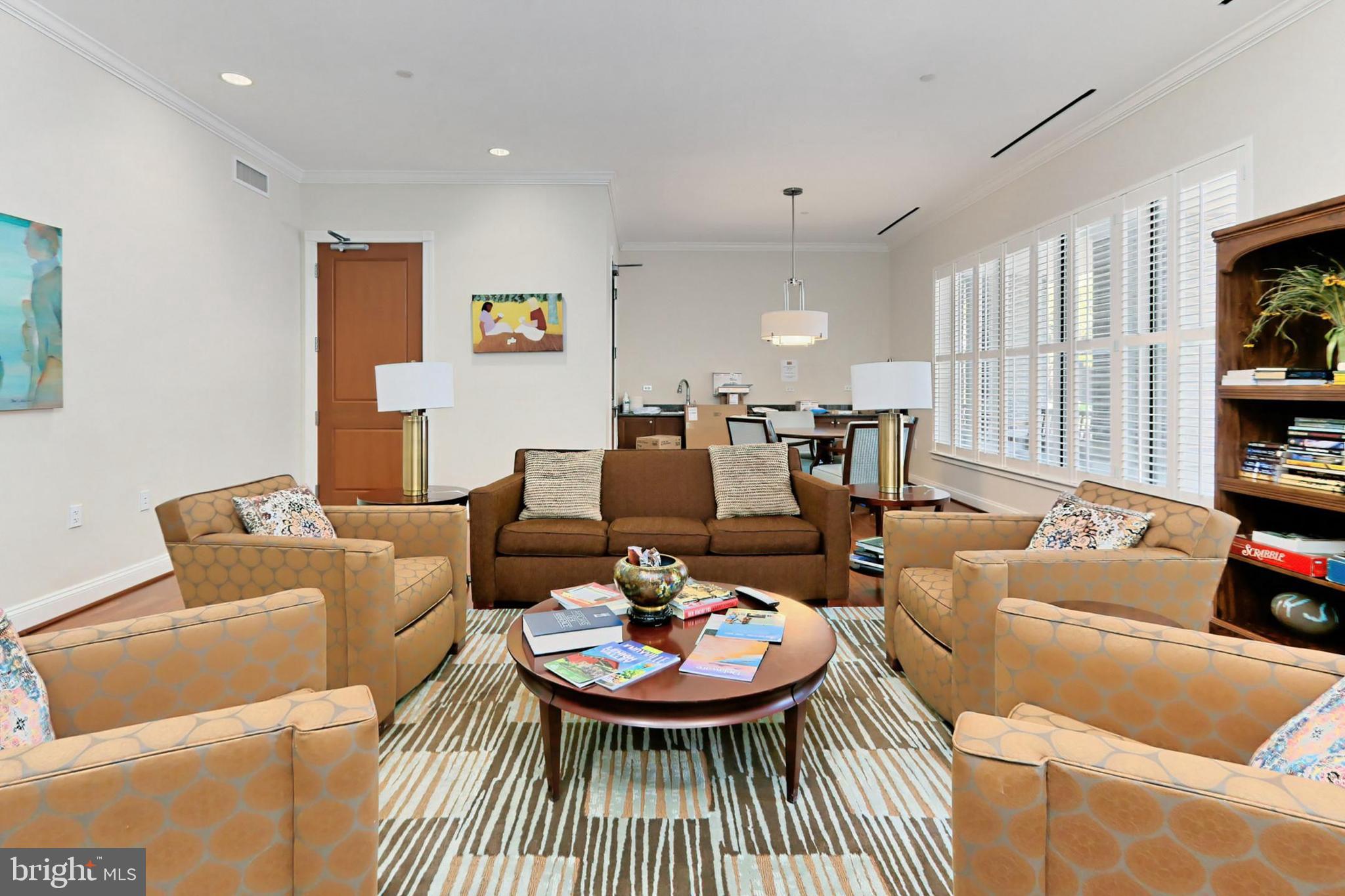 BYRON CONDOMINIUM - Residential