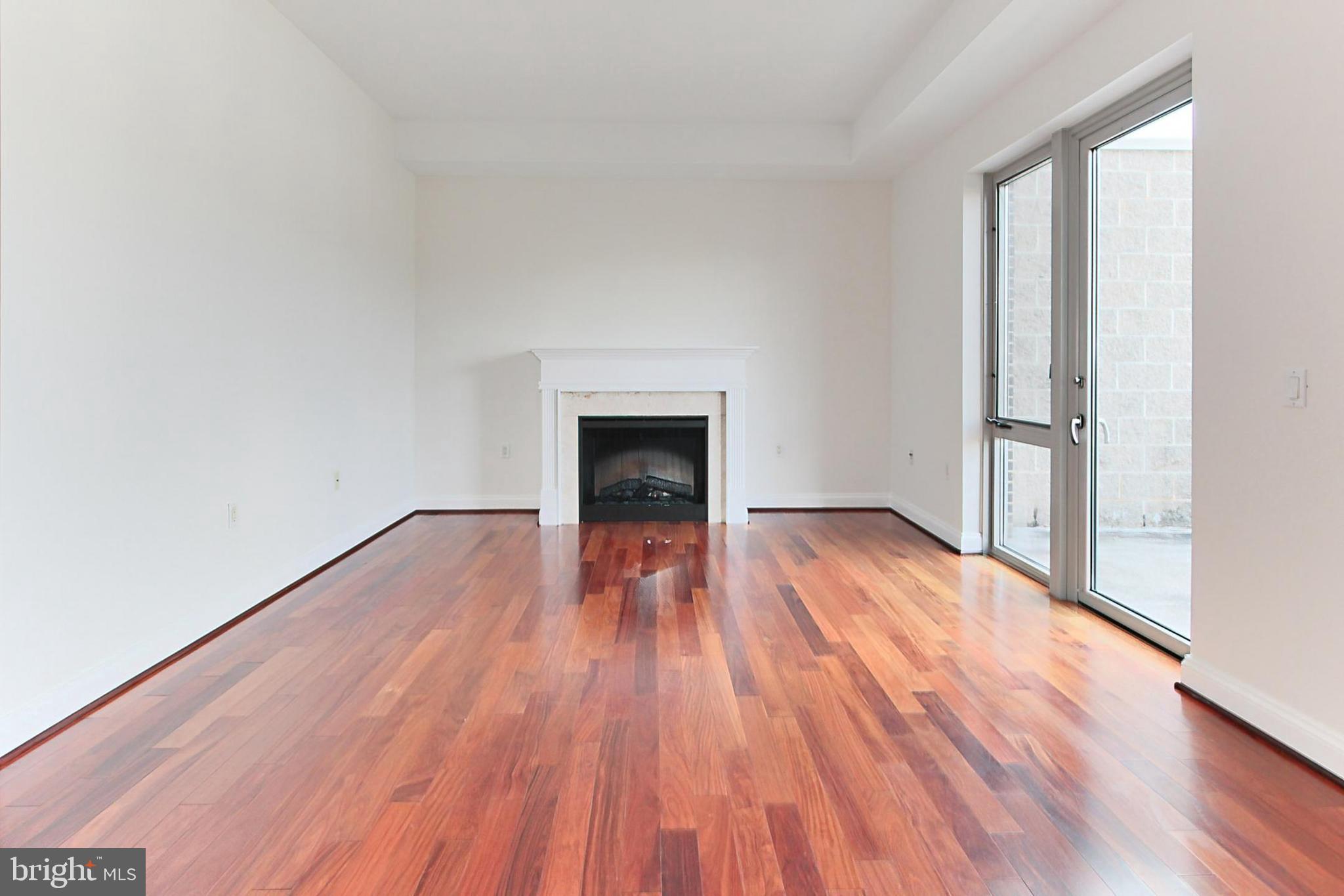 BYRON CONDOMINIUM - Residential