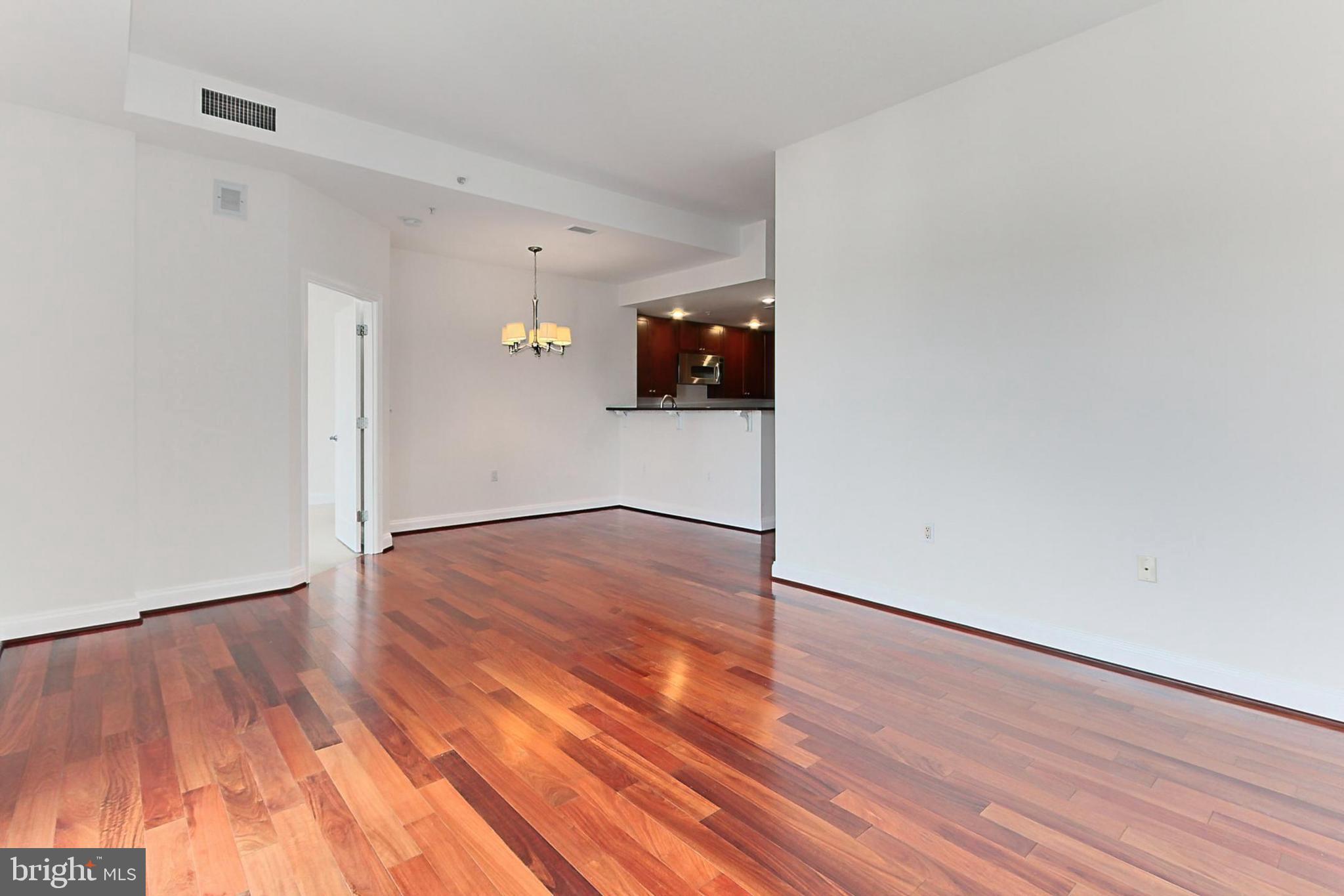 BYRON CONDOMINIUM - Residential