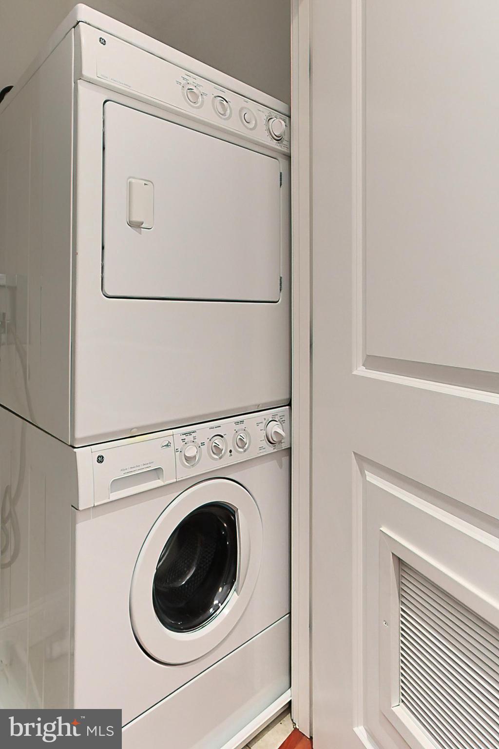 BYRON CONDOMINIUM - Residential