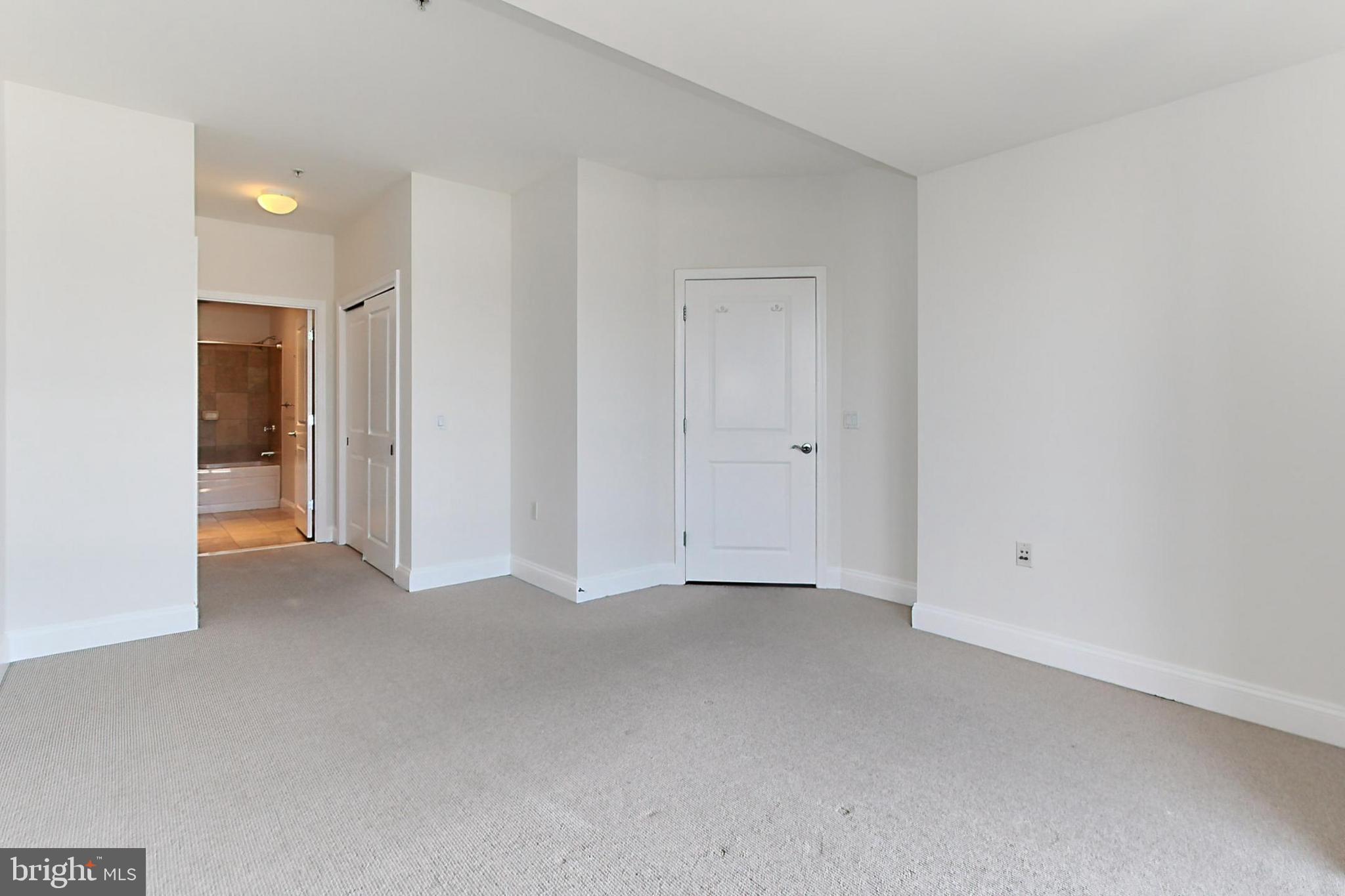 BYRON CONDOMINIUM - Residential