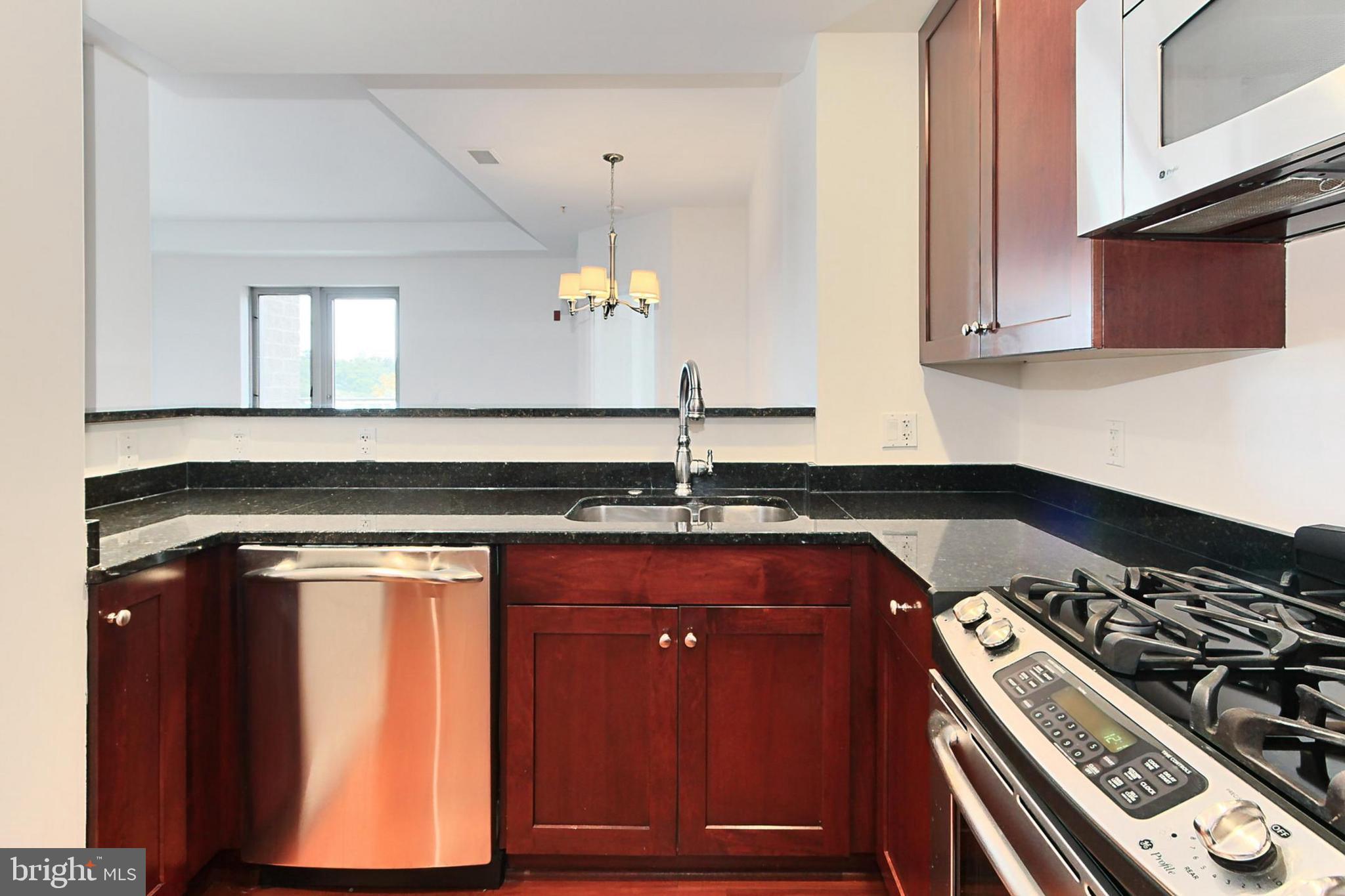 BYRON CONDOMINIUM - Residential