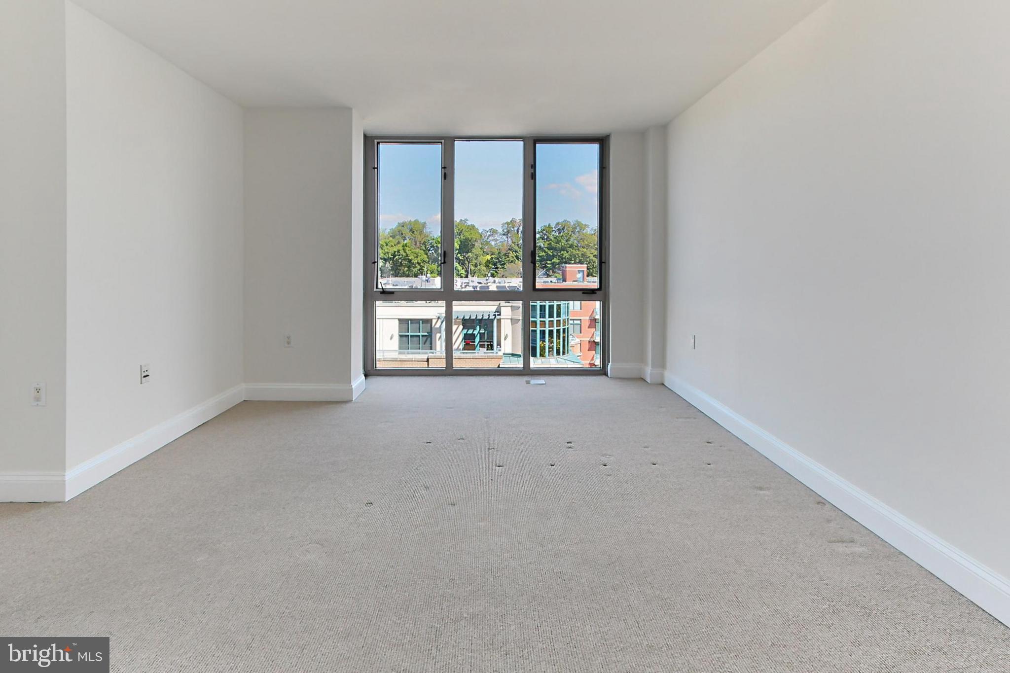 BYRON CONDOMINIUM - Residential