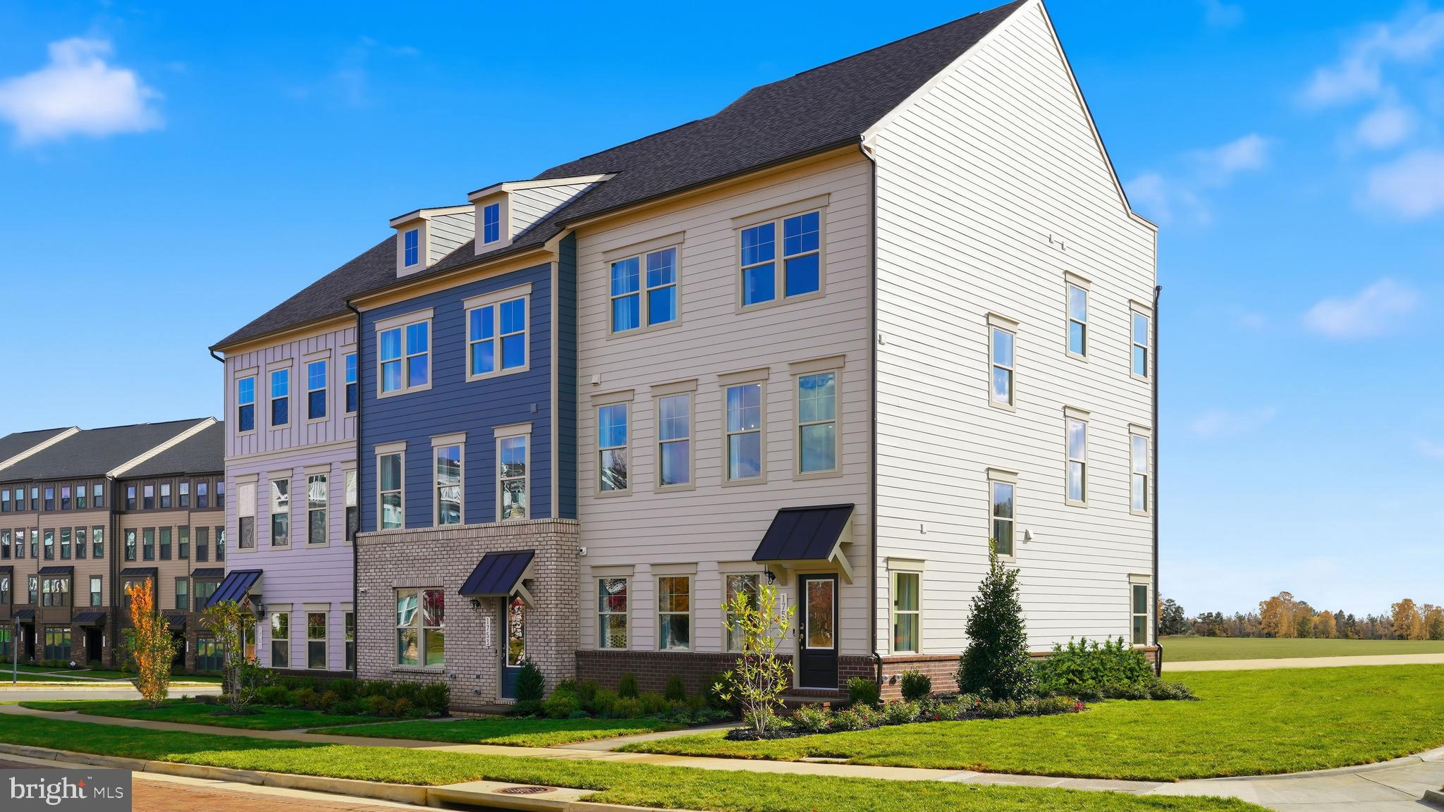 POTOMAC SHORES - Residential