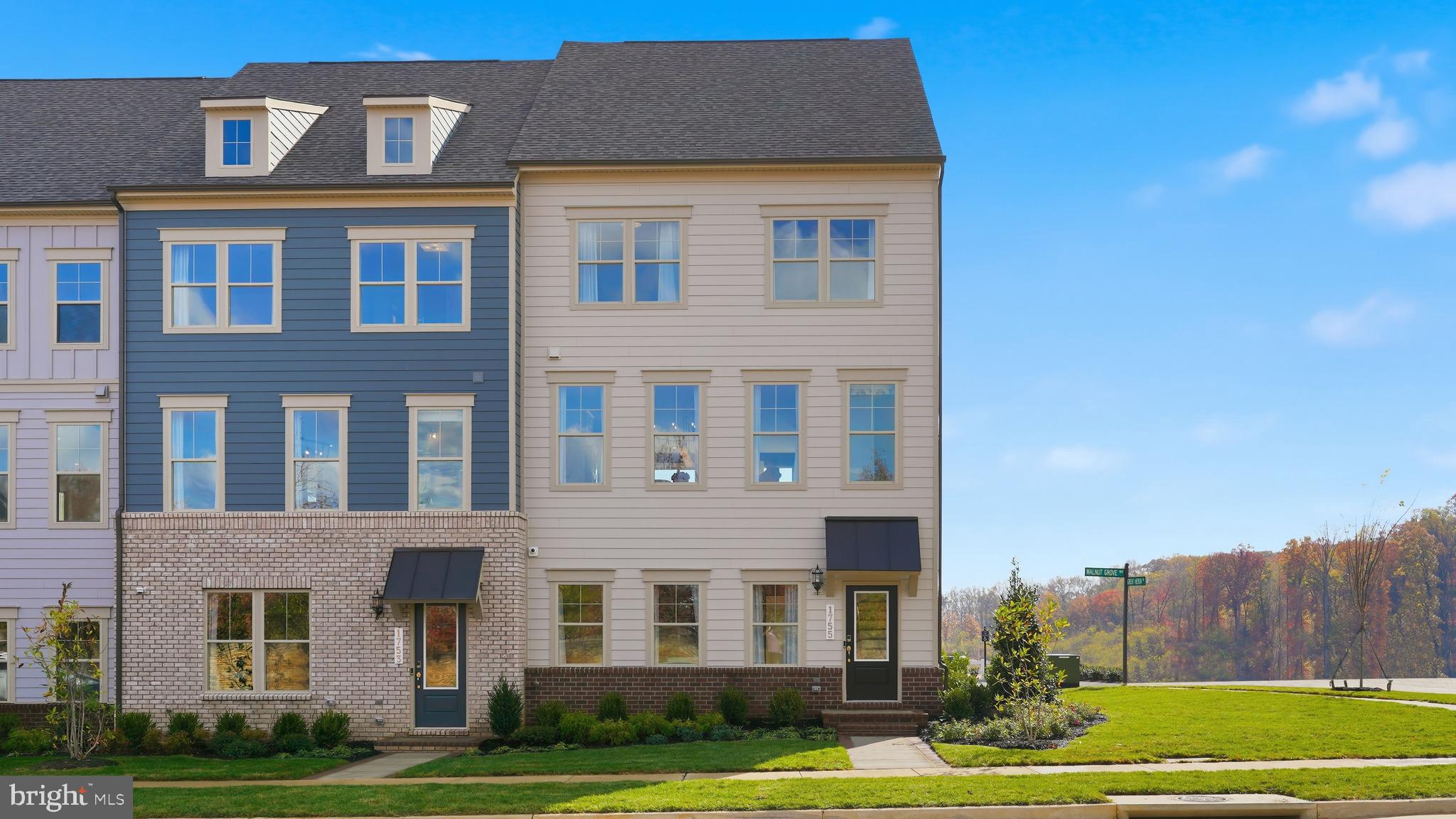 POTOMAC SHORES - Residential