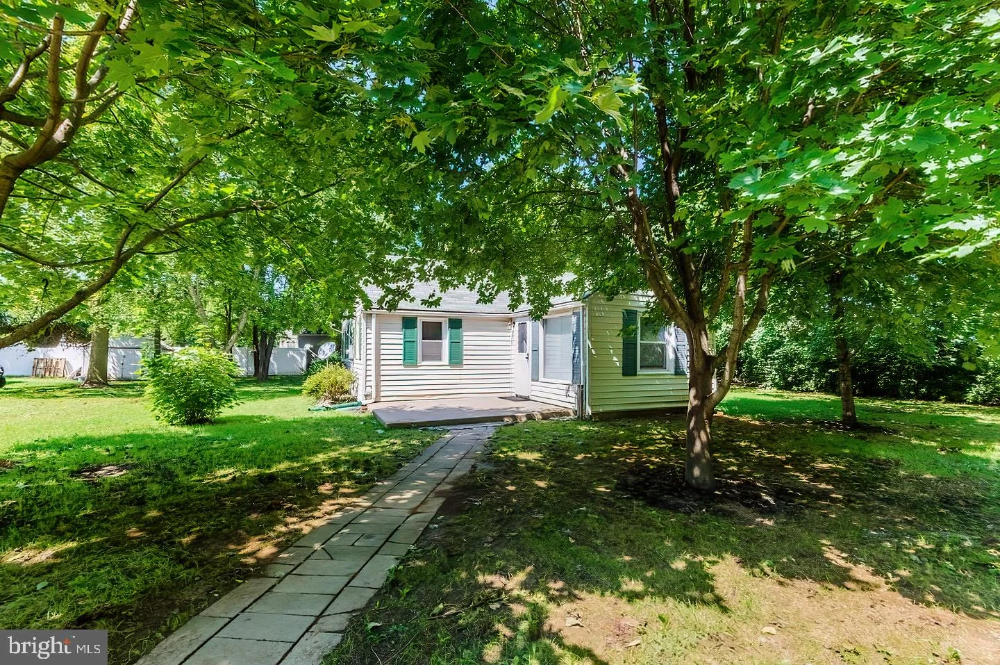65 Rachel Lane, Inwood, WV 25428