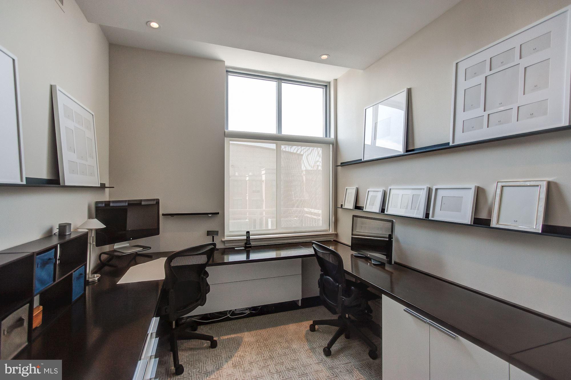 MIDTOWN AT RESTON TOWN CENTER - Residential