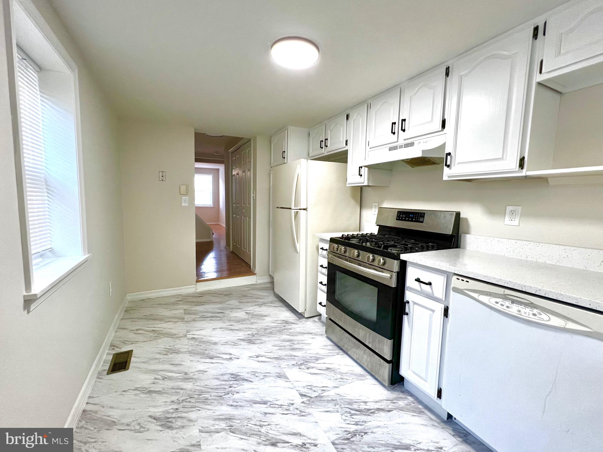 FEDERAL HILL HISTORIC DISTRICT - Residential Lease