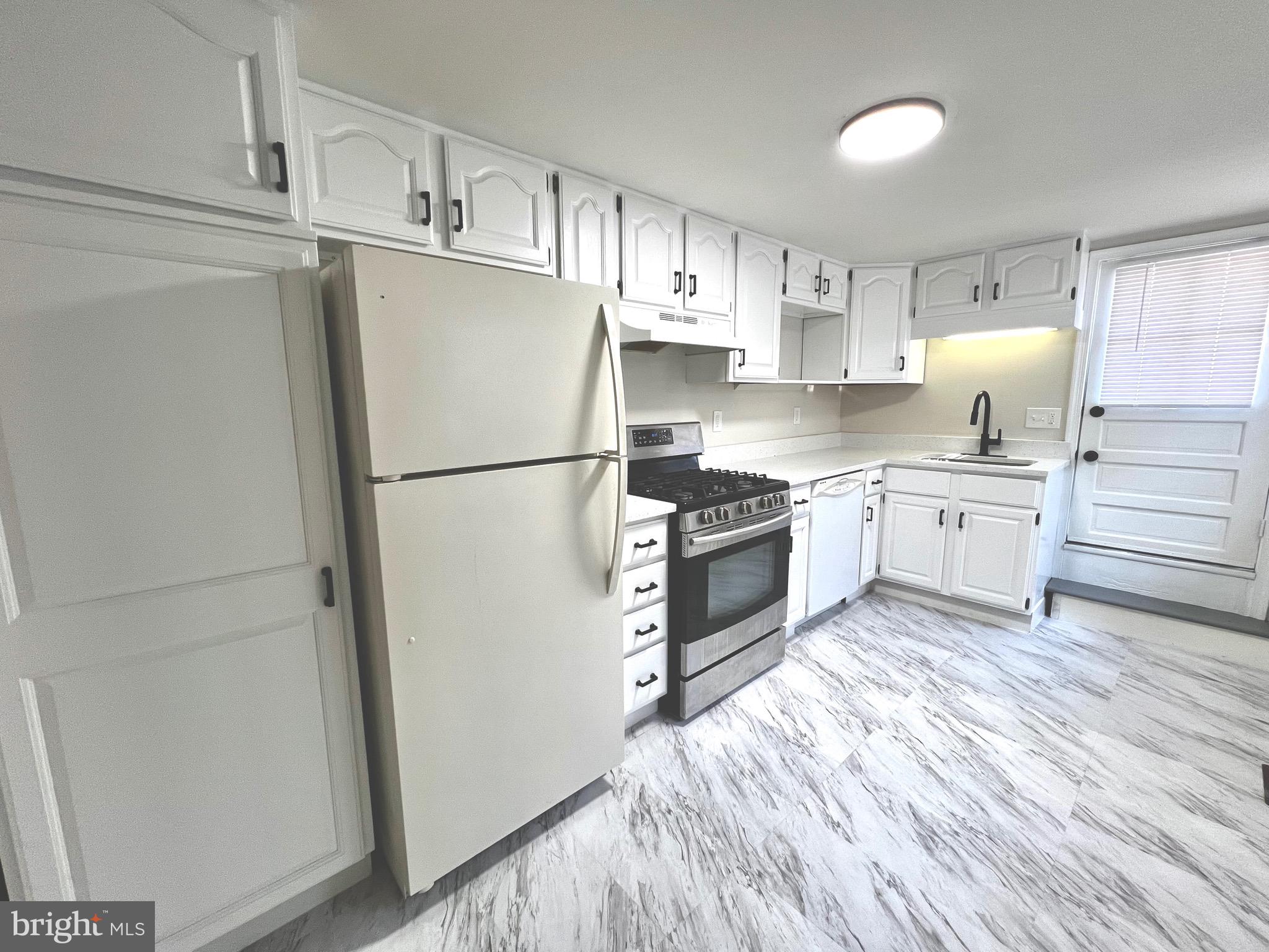 FEDERAL HILL HISTORIC DISTRICT - Residential Lease