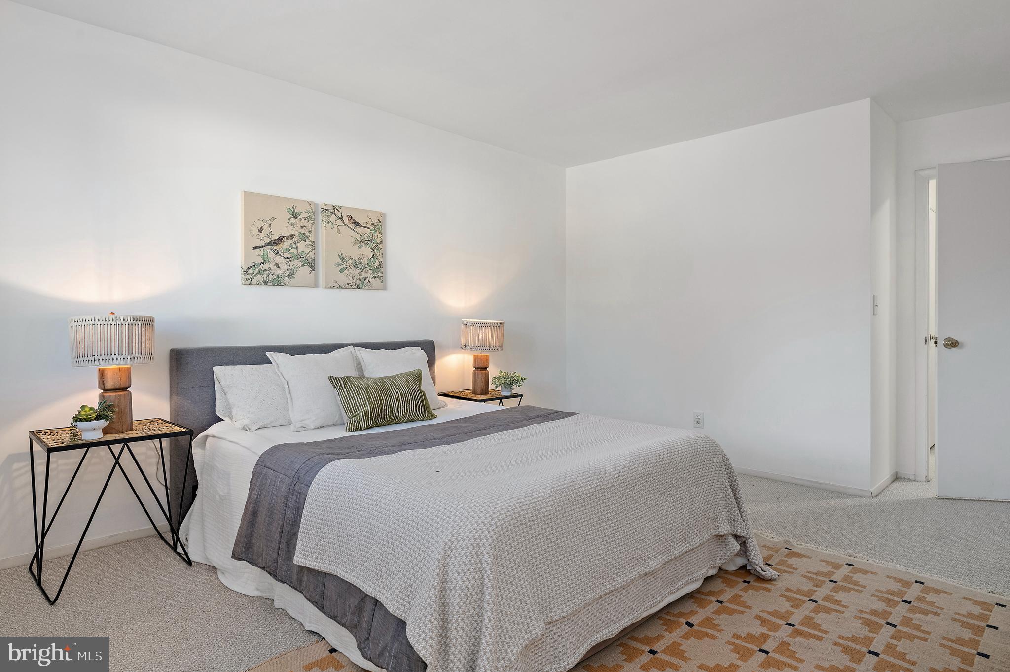 PAINTERS HILL - Residential