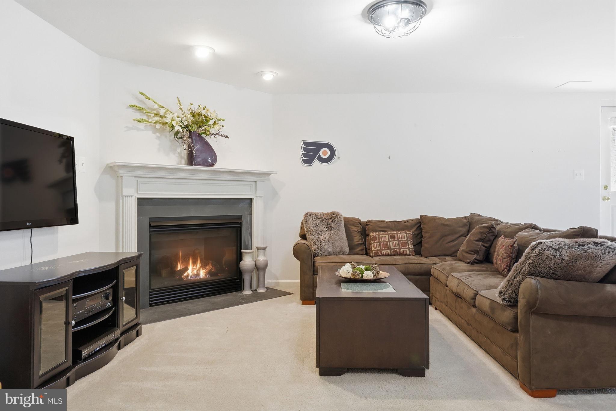 PENNS MANOR - Residential