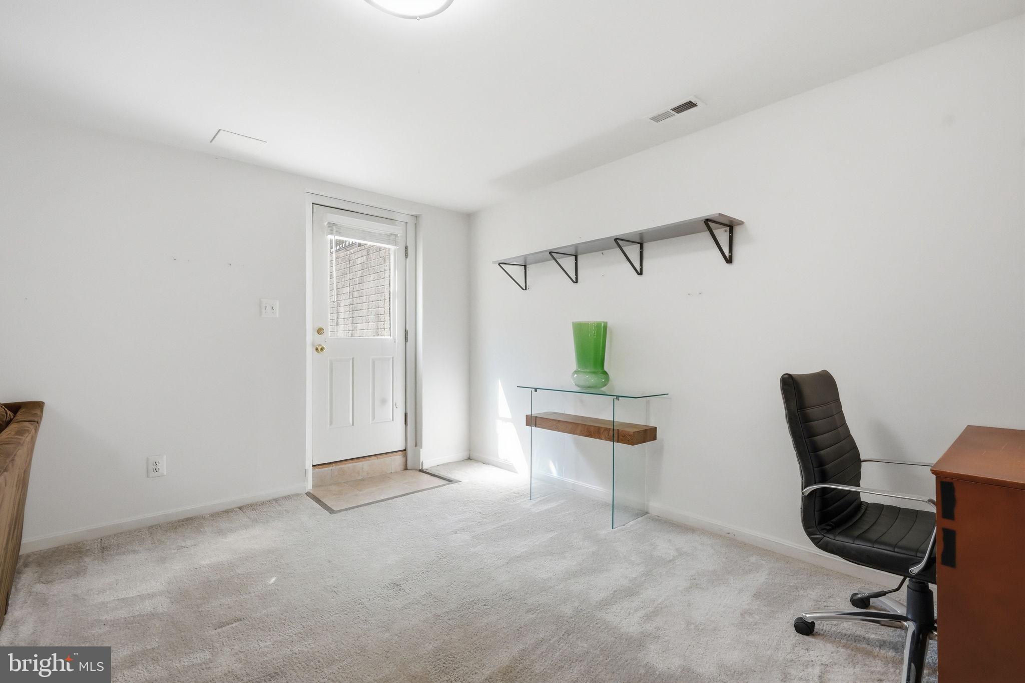 PENNS MANOR - Residential