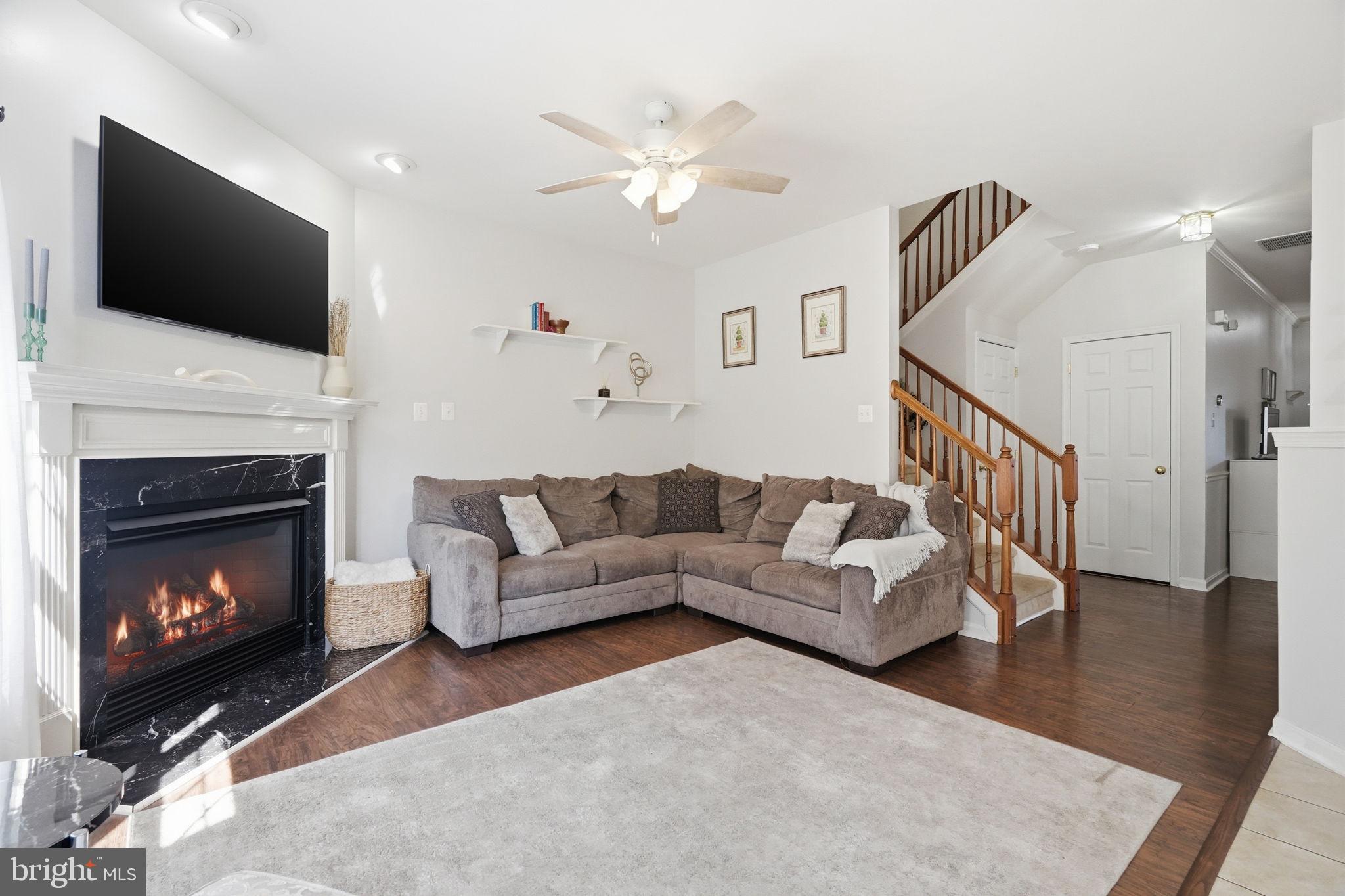 PENNS MANOR - Residential