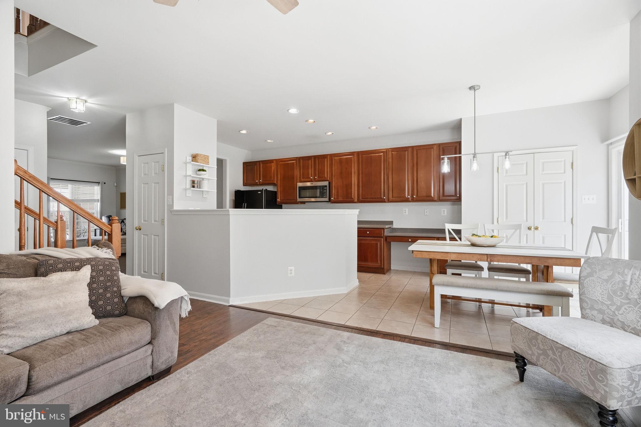 PENNS MANOR - Residential