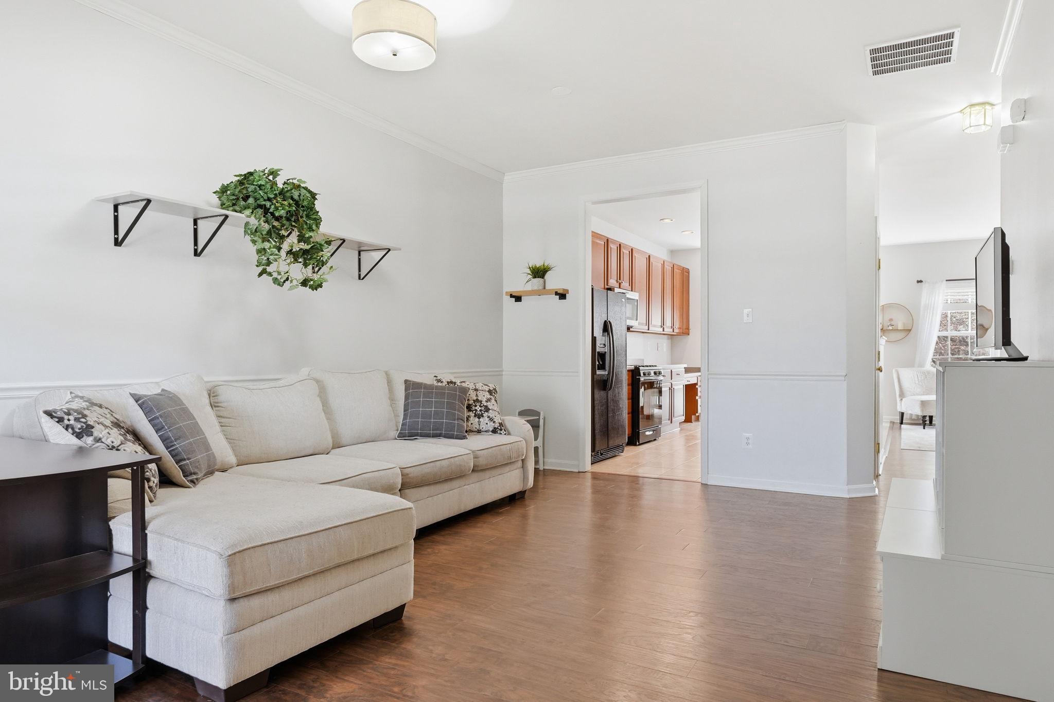 PENNS MANOR - Residential