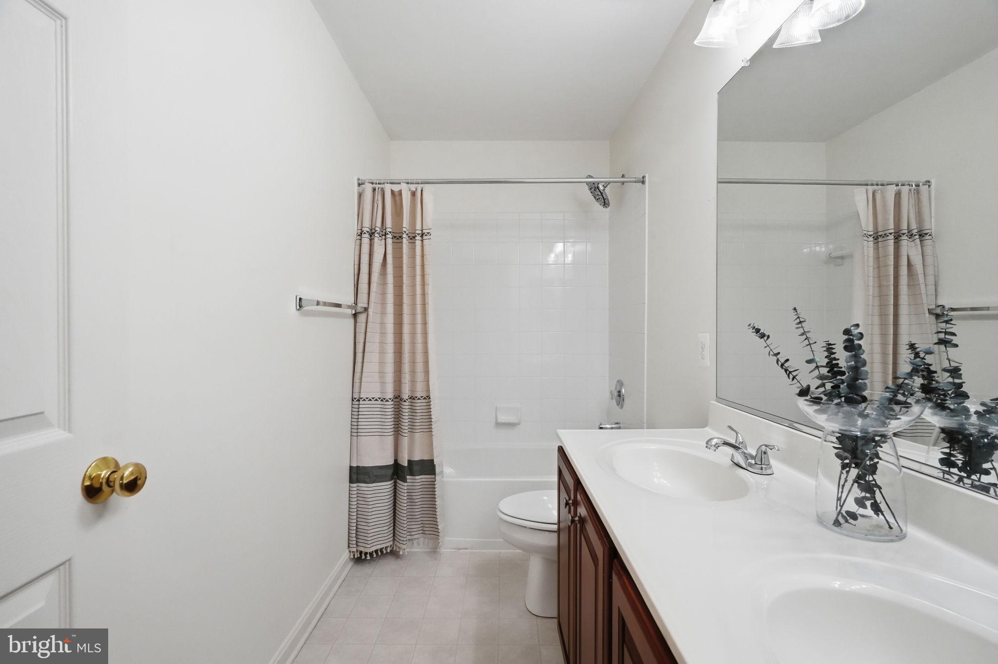 PENNS MANOR - Residential