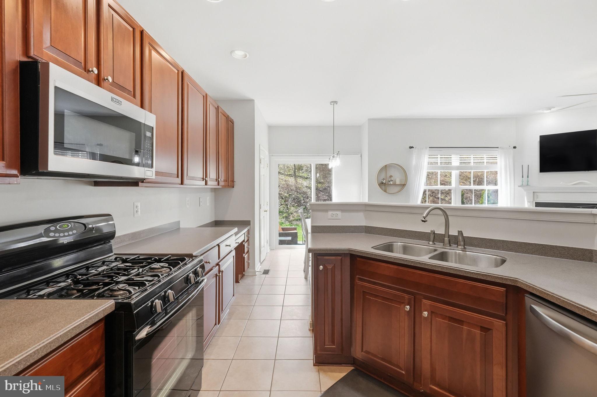 PENNS MANOR - Residential