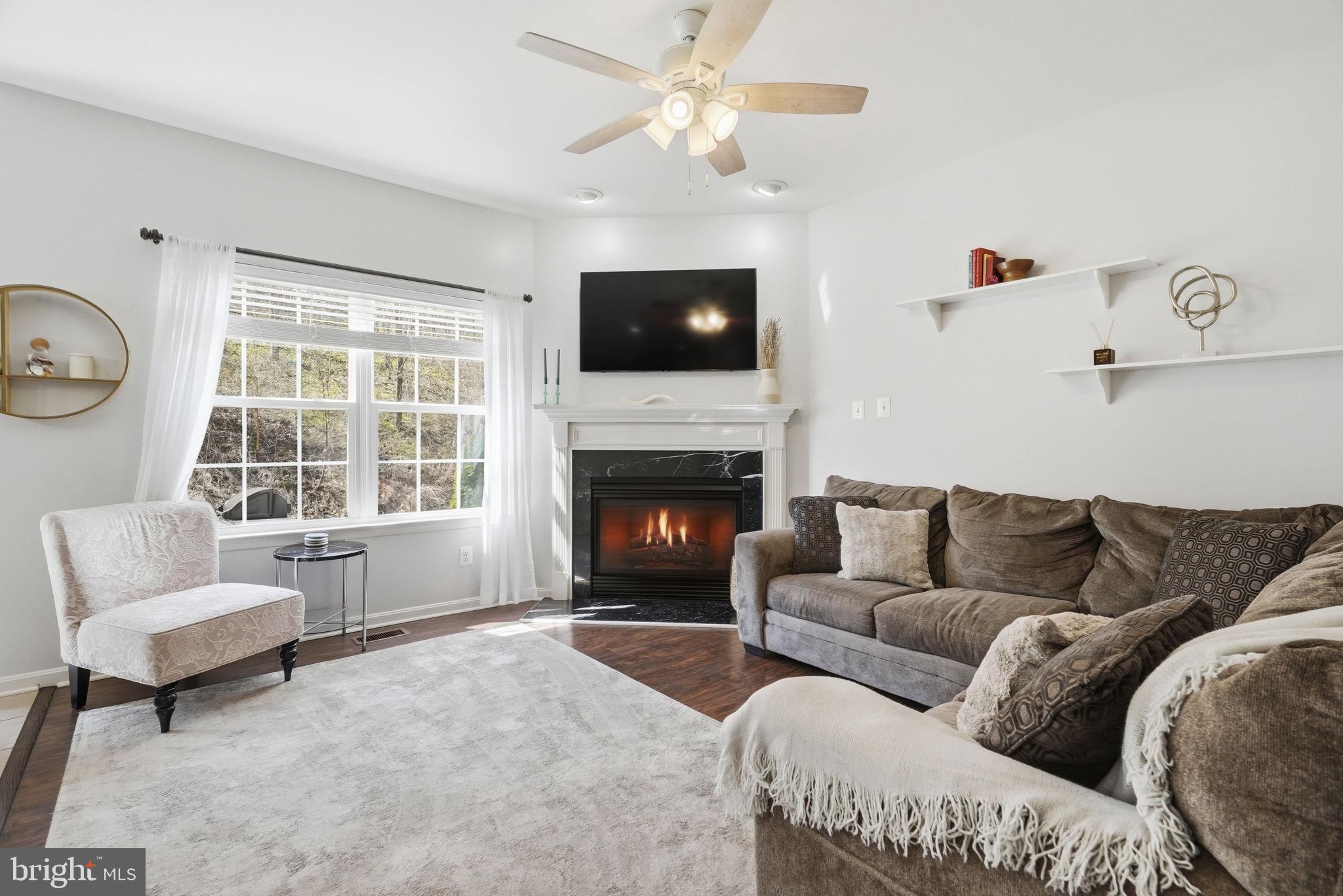 PENNS MANOR - Residential