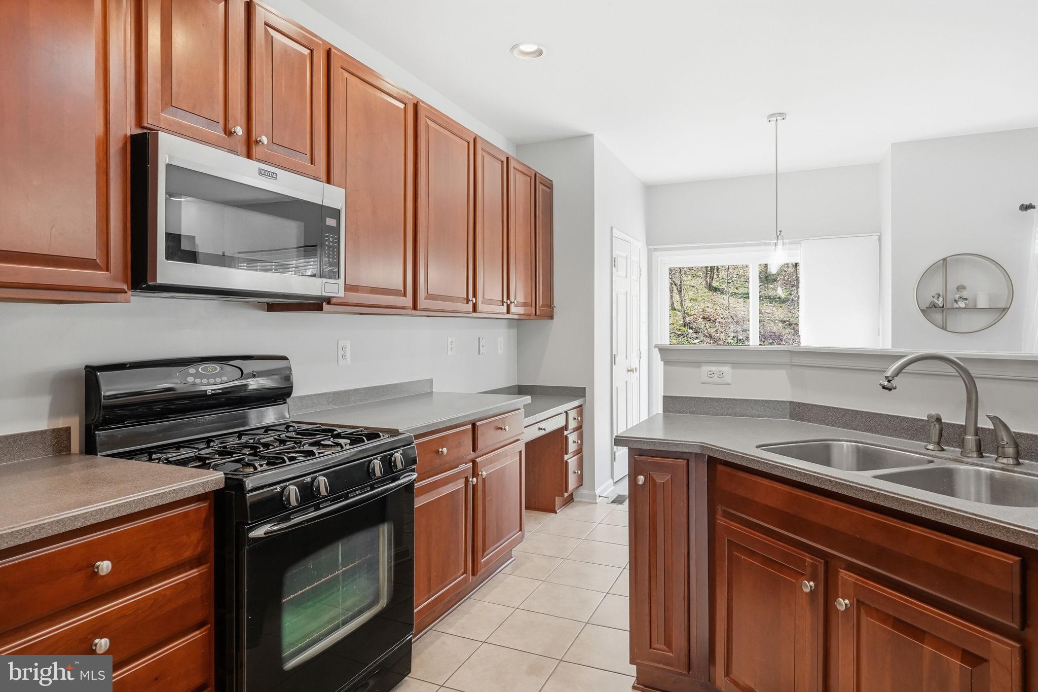 PENNS MANOR - Residential