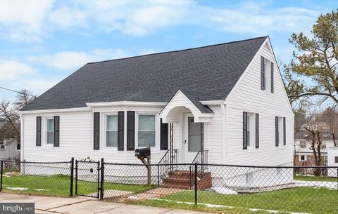 Homes For Sale - 302 4th Avenue Ave<br/> HALETHORPE, MD 21227