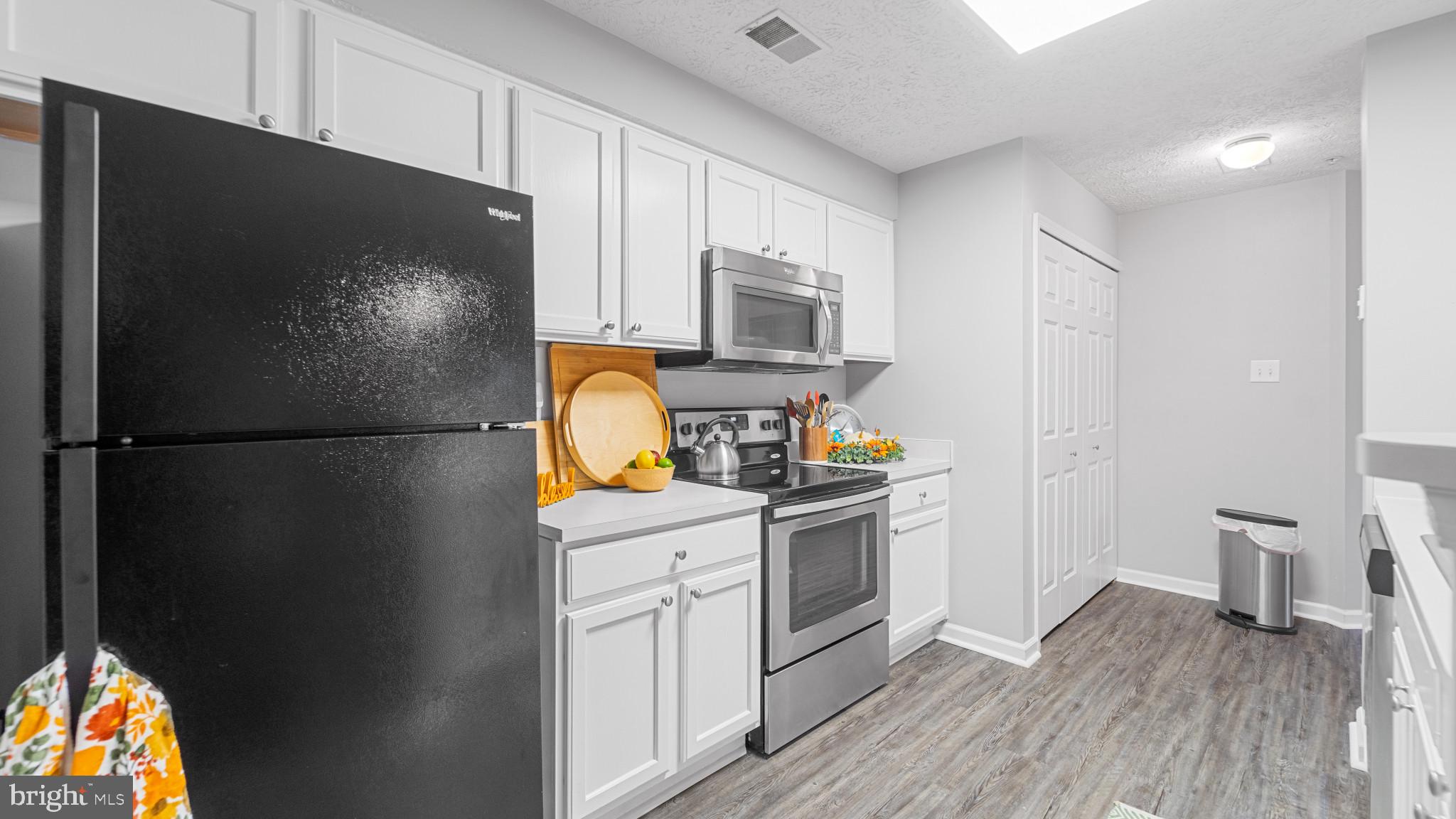 RIDERS RIDGE - Residential