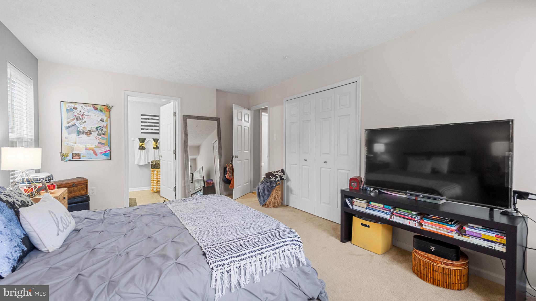 RIDERS RIDGE - Residential