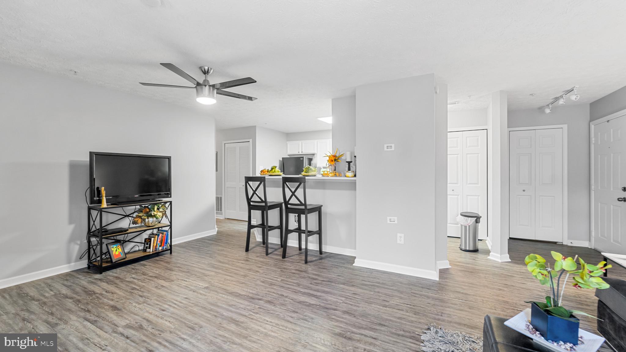 RIDERS RIDGE - Residential