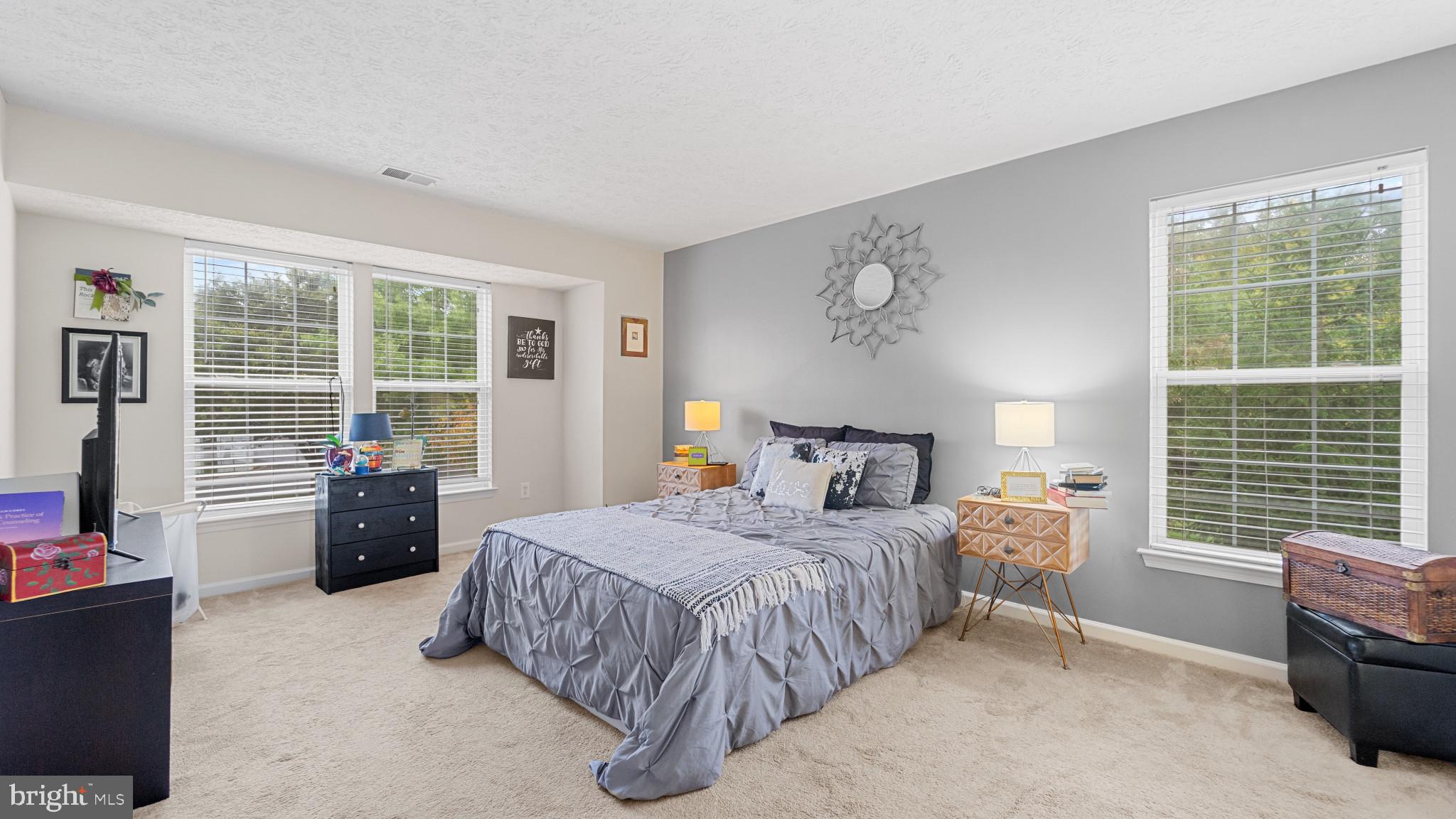 RIDERS RIDGE - Residential