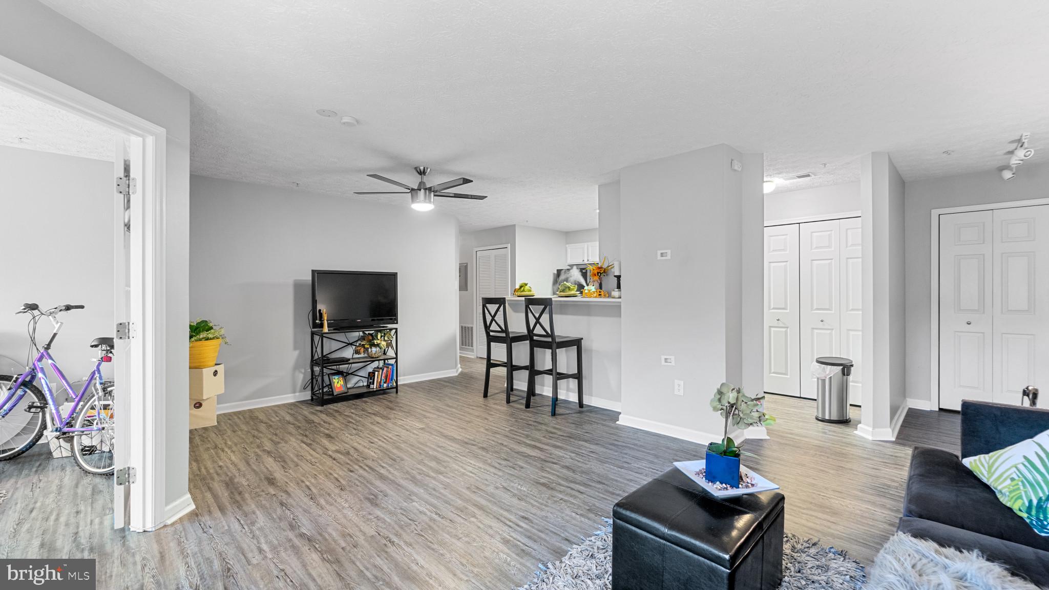 RIDERS RIDGE - Residential