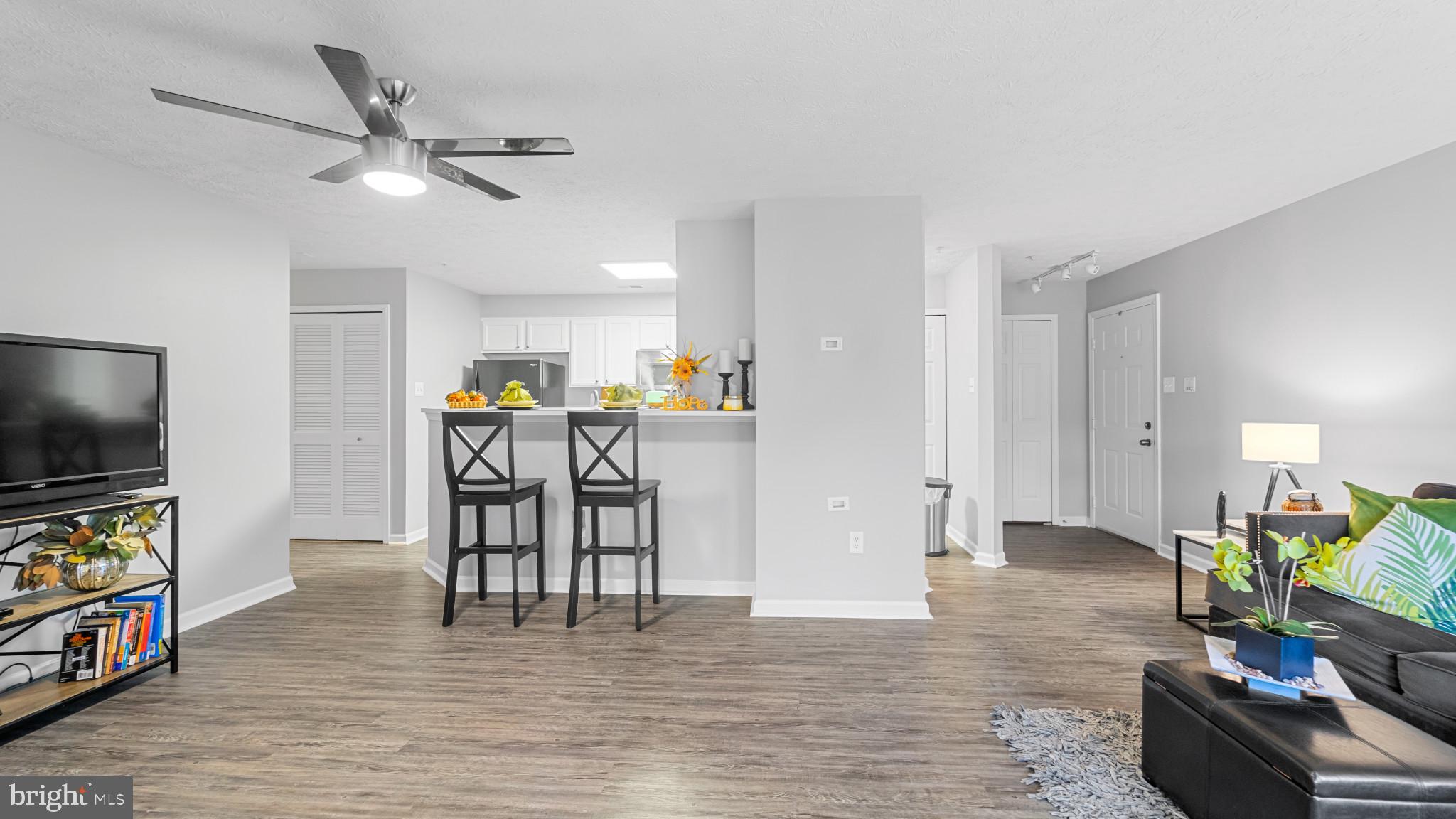 RIDERS RIDGE - Residential