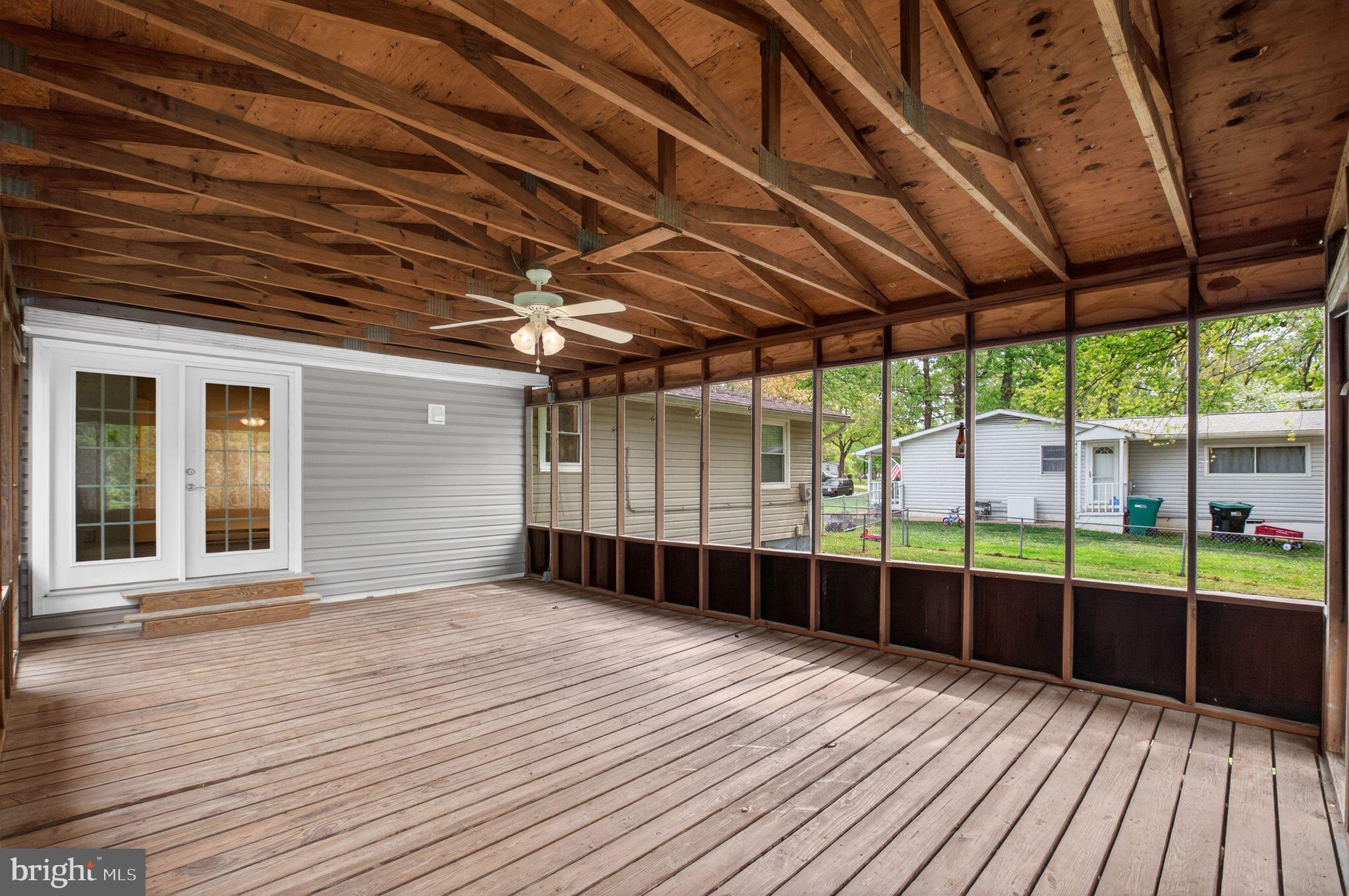 CLIFFTON ON THE POTOMAC - Residential