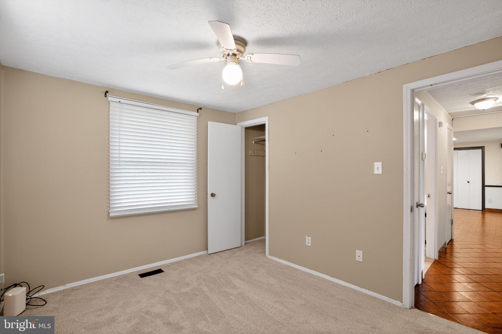 CLIFFTON ON THE POTOMAC - Residential