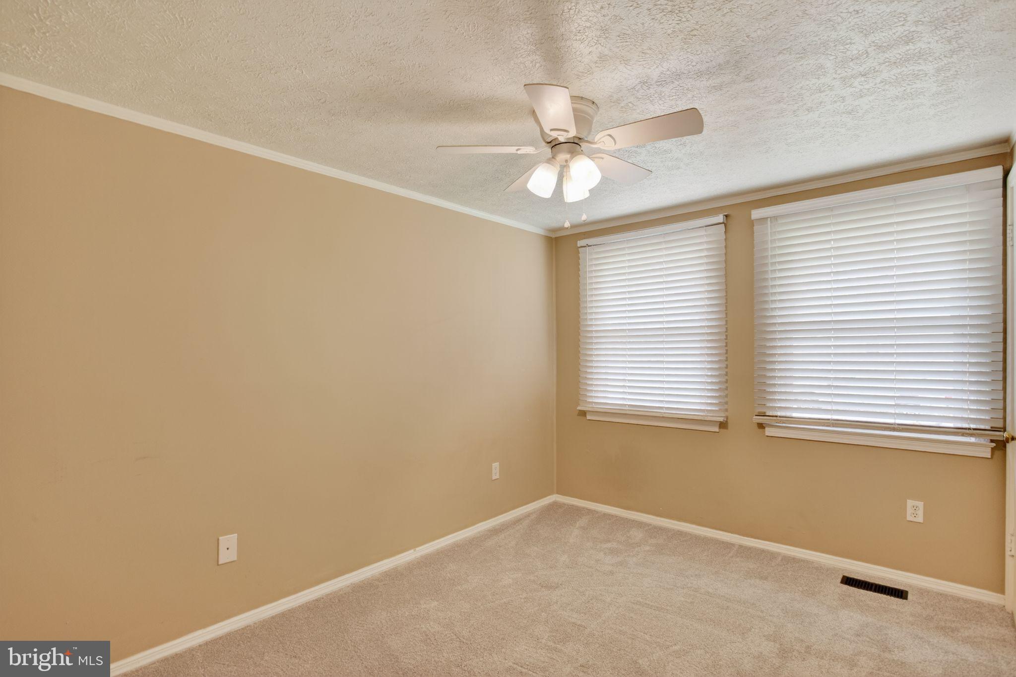 CLIFFTON ON THE POTOMAC - Residential