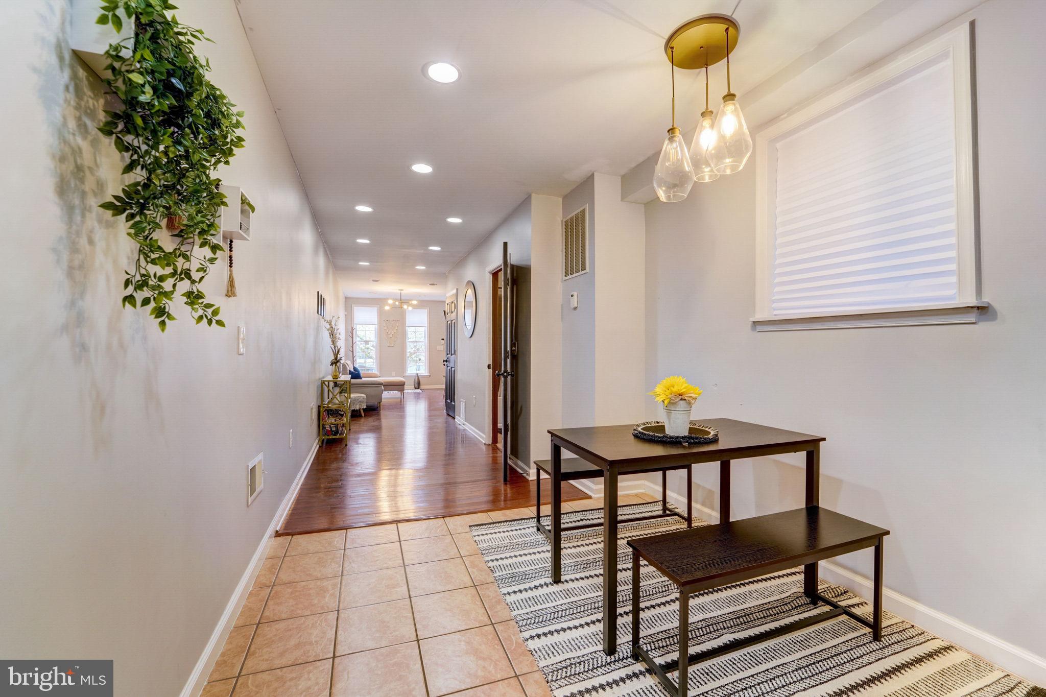 WASHINGTON VILLAGE - Residential Lease