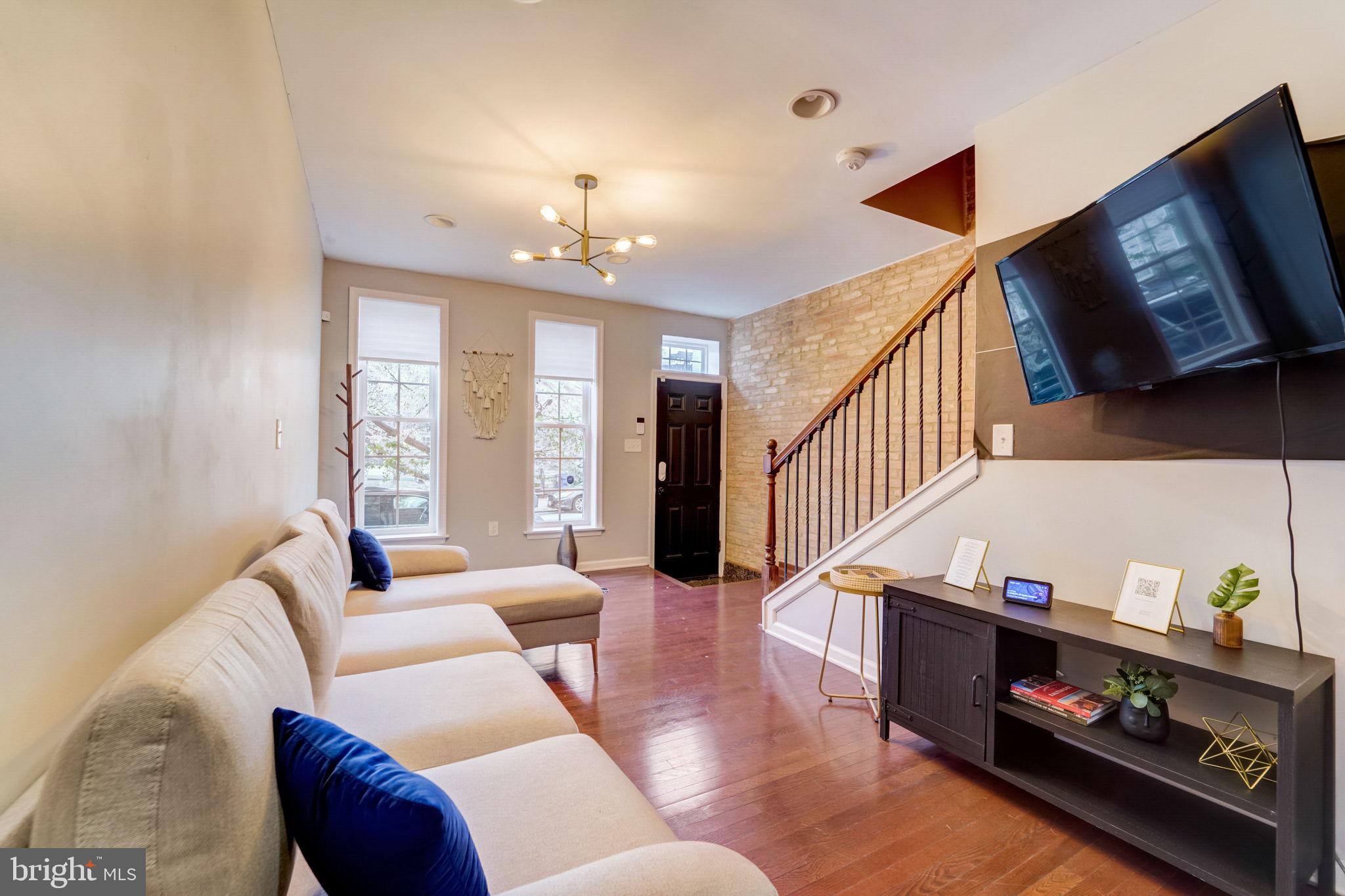 WASHINGTON VILLAGE - Residential Lease