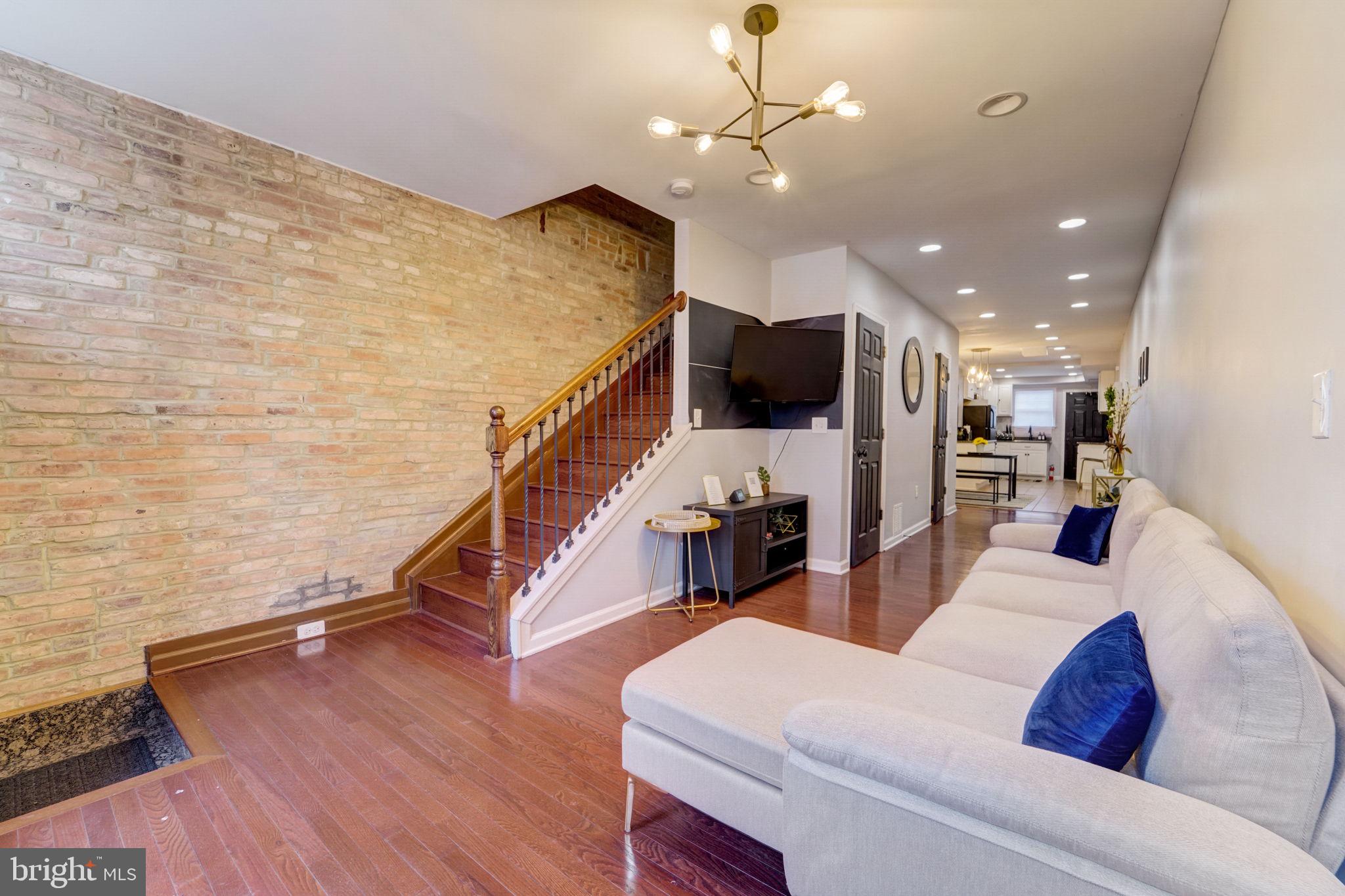 WASHINGTON VILLAGE - Residential Lease