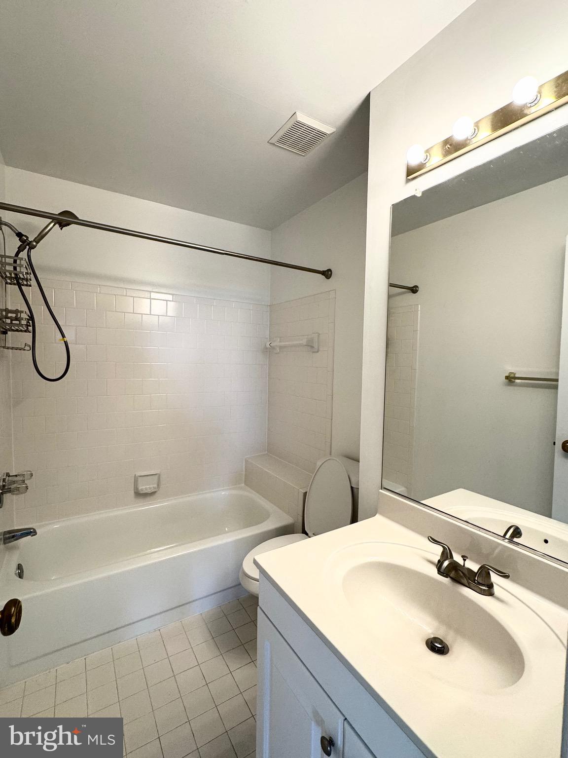 WOODLAND VILLAGE - Residential