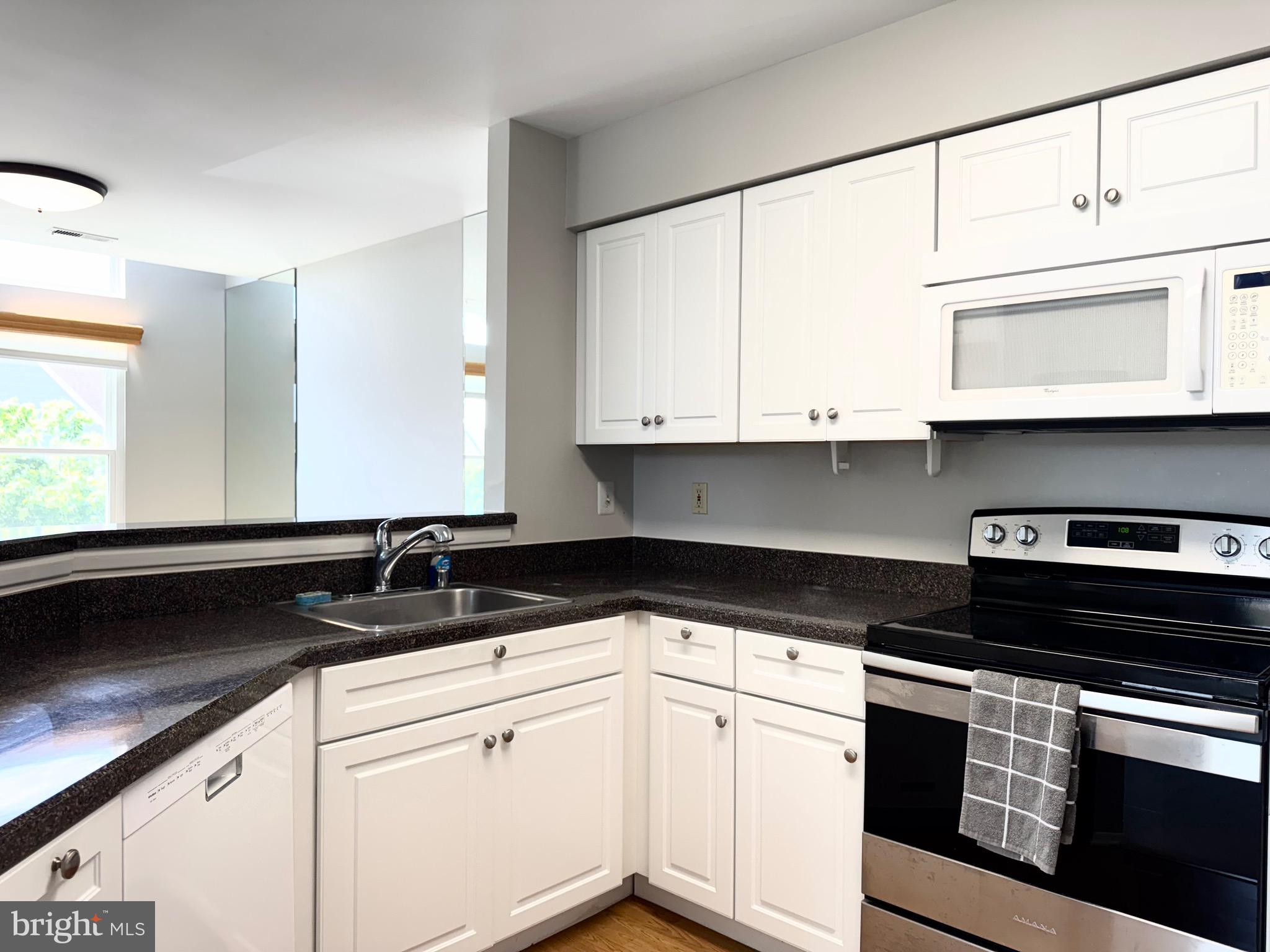 WOODLAND VILLAGE - Residential