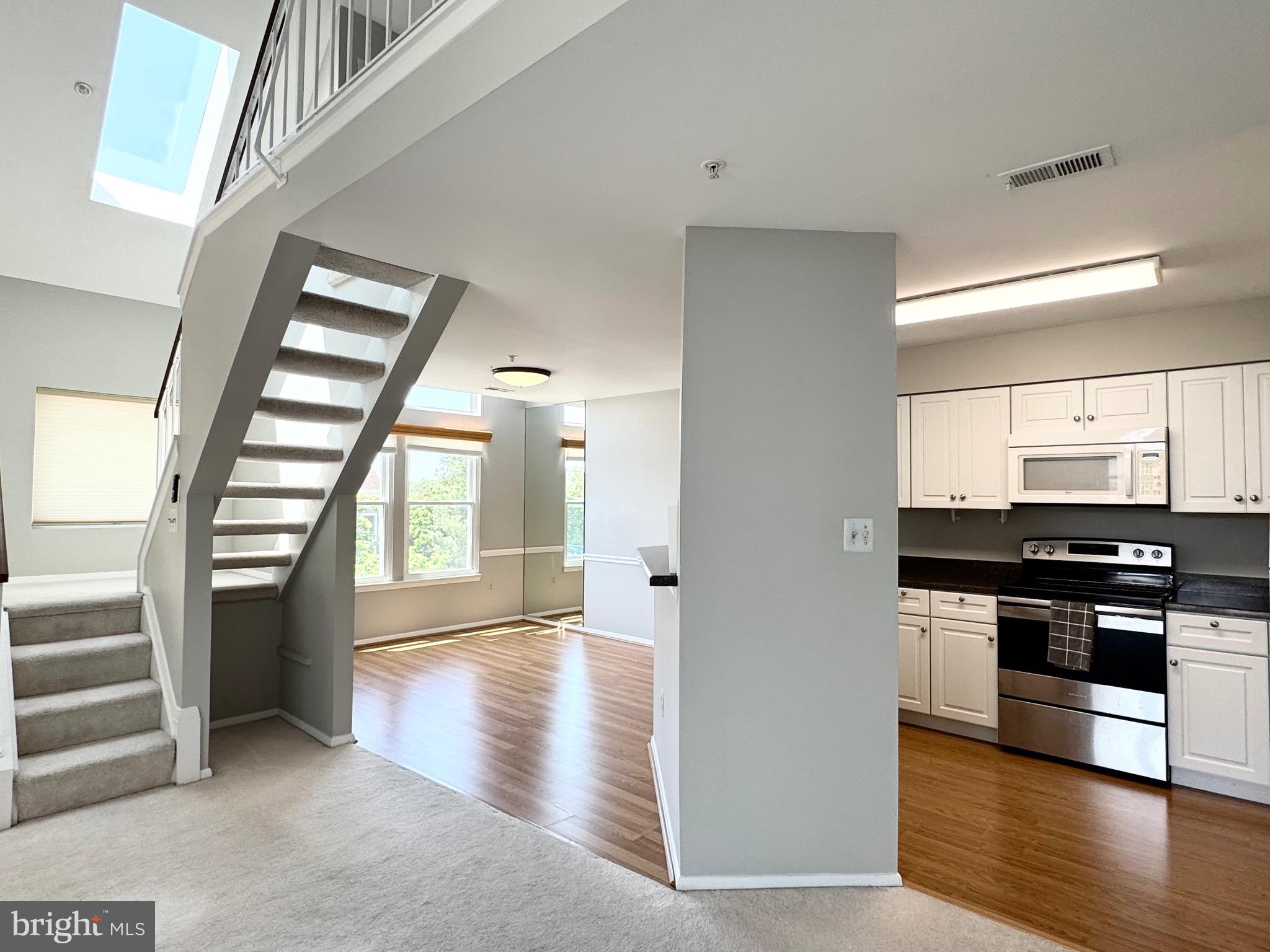 WOODLAND VILLAGE - Residential