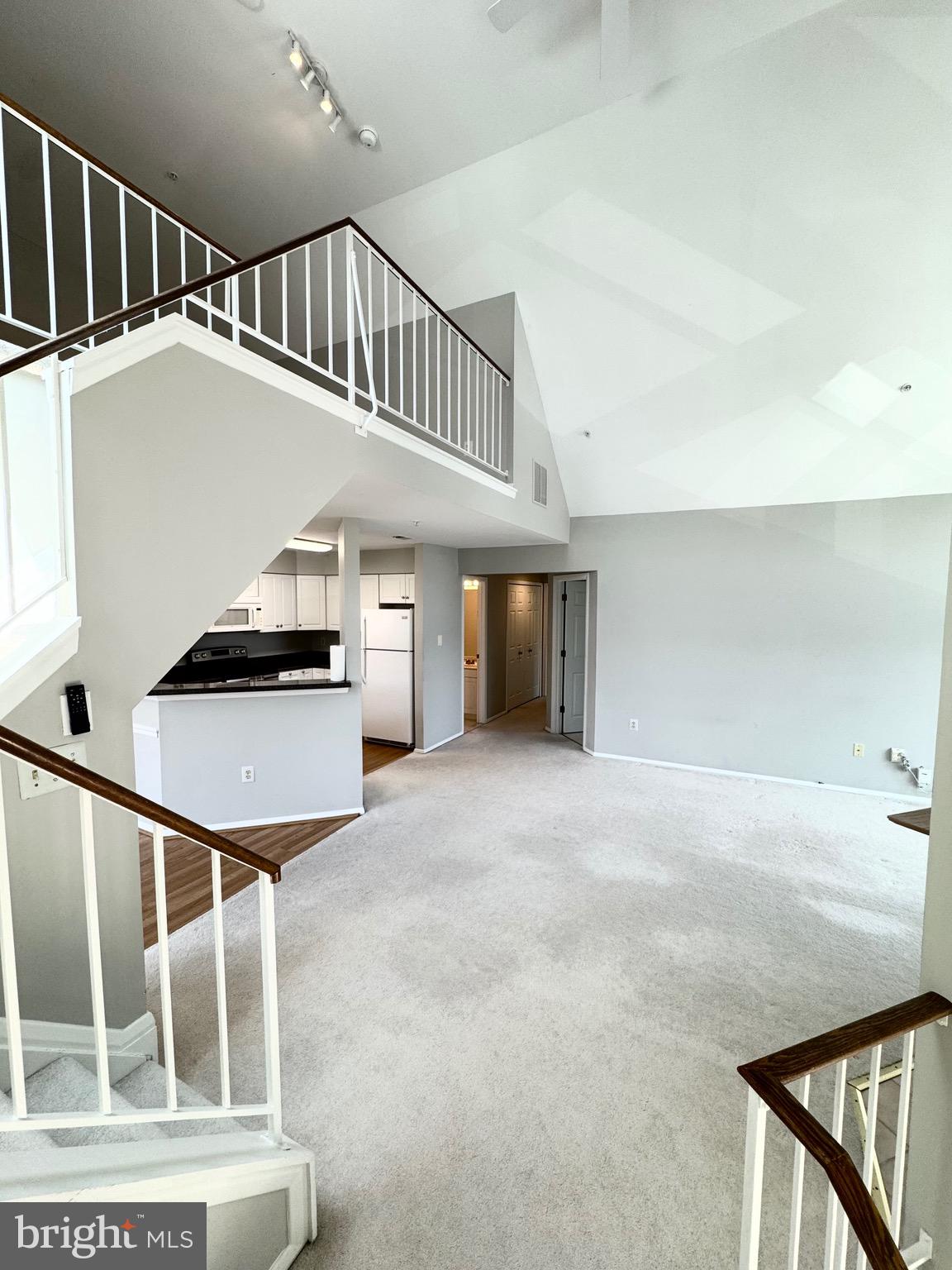 WOODLAND VILLAGE - Residential