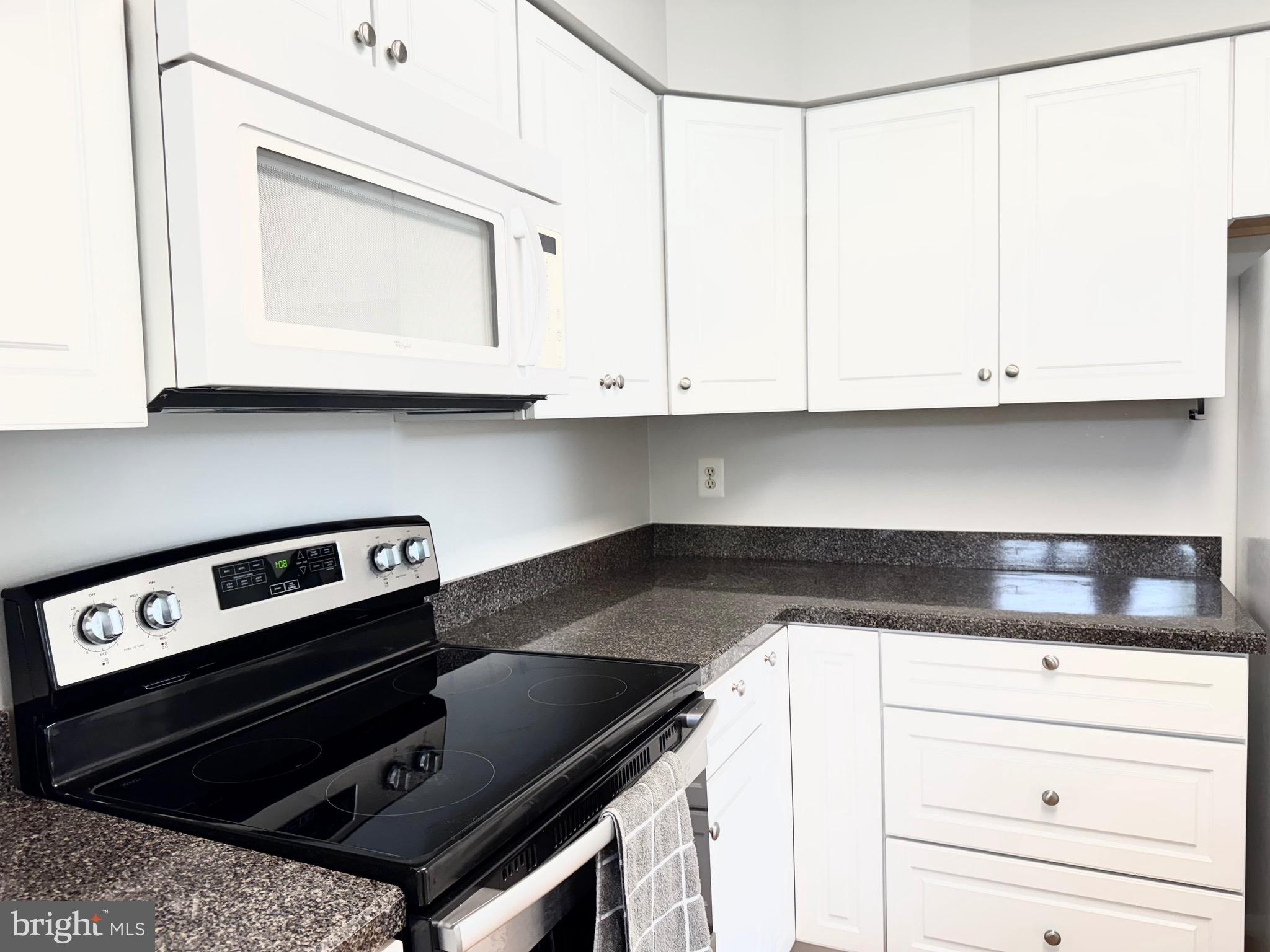 WOODLAND VILLAGE - Residential