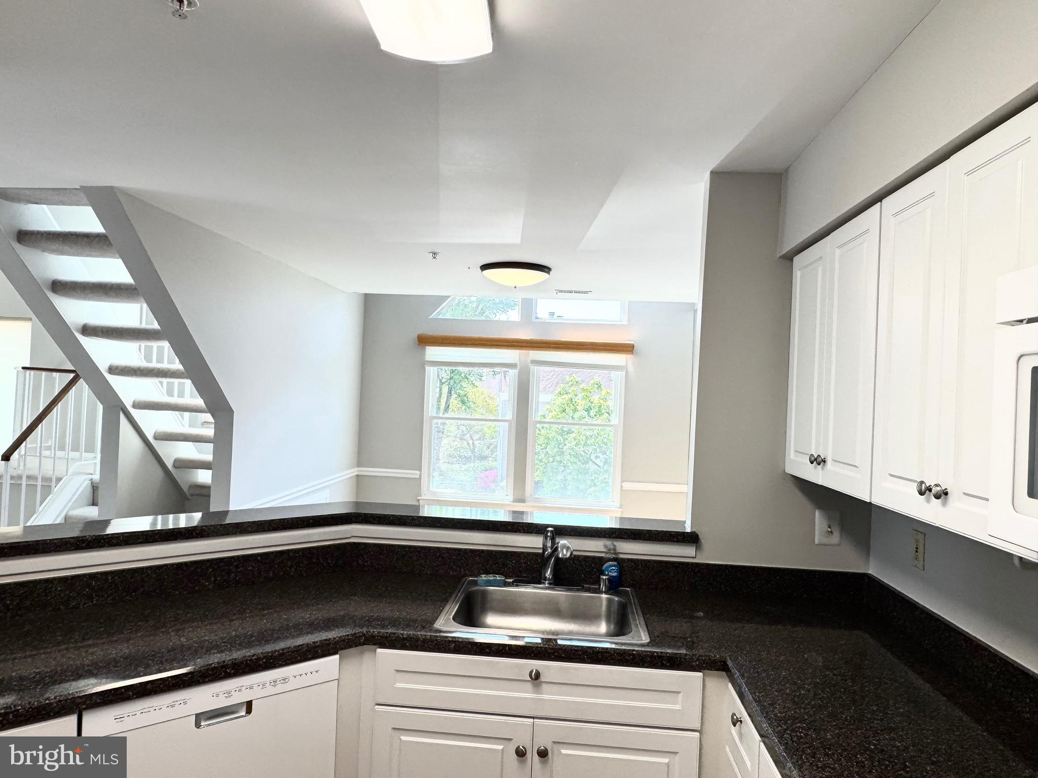 WOODLAND VILLAGE - Residential