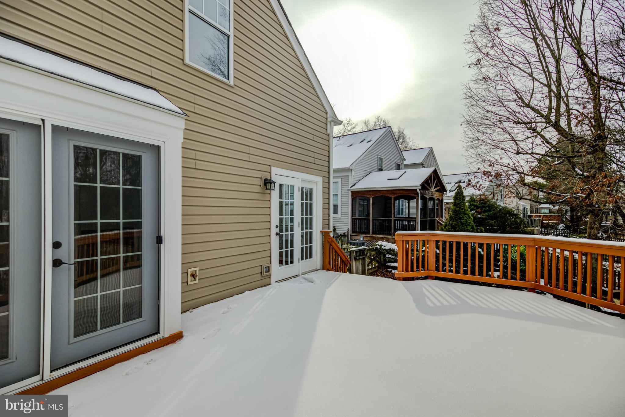 COUNTRYSIDE - Residential