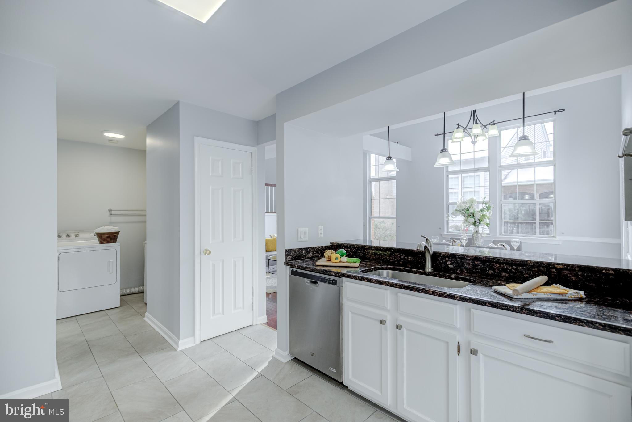 COUNTRYSIDE - Residential