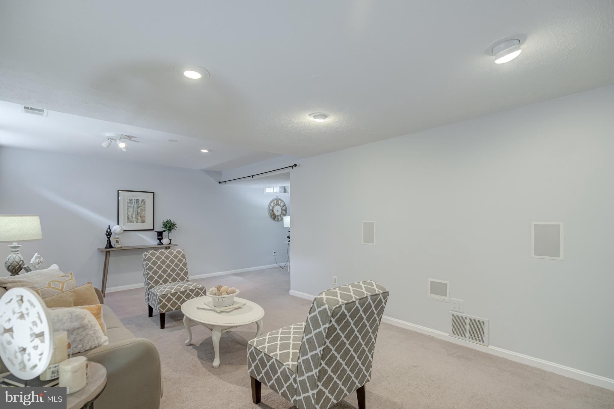 COUNTRYSIDE - Residential