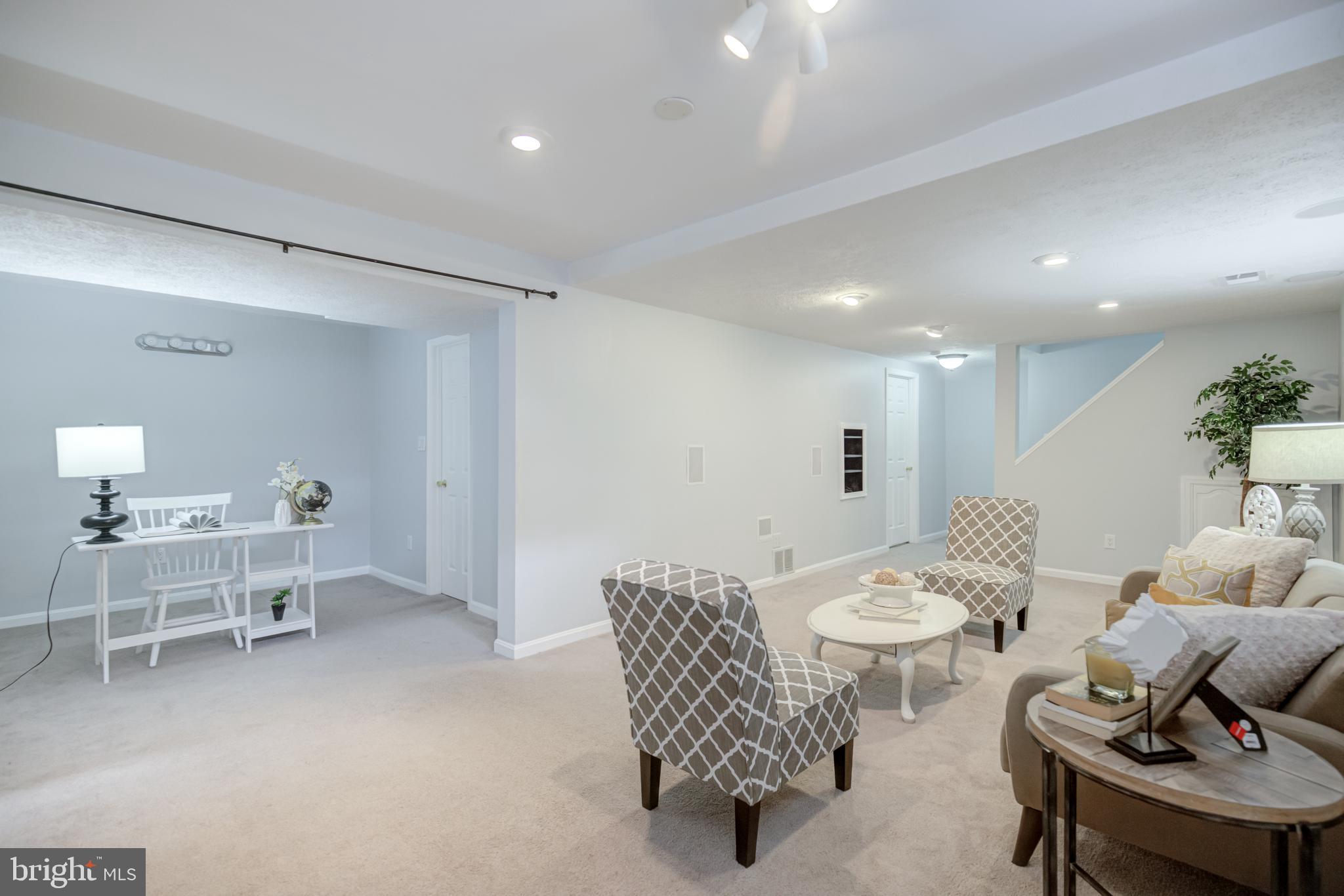 COUNTRYSIDE - Residential