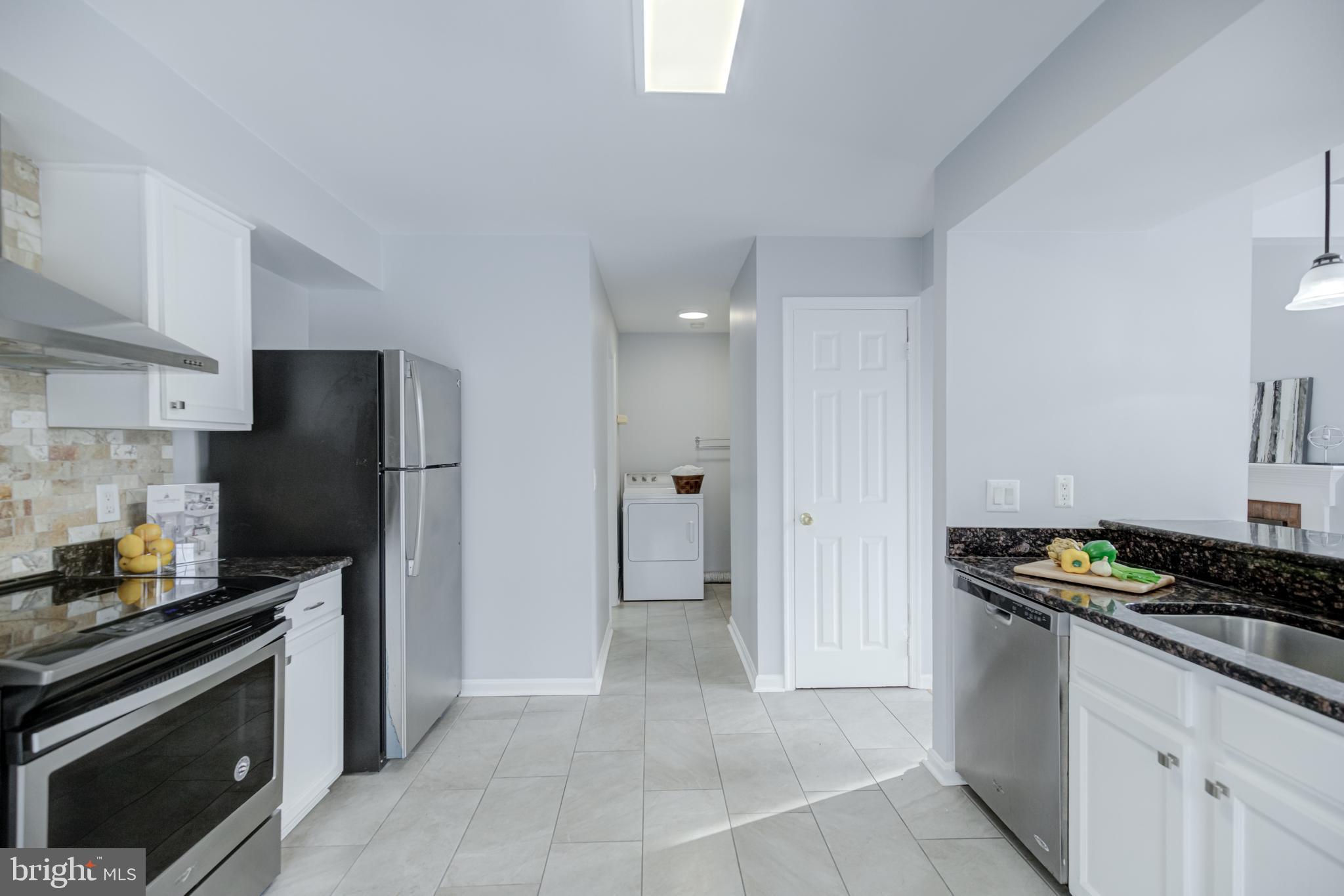 COUNTRYSIDE - Residential