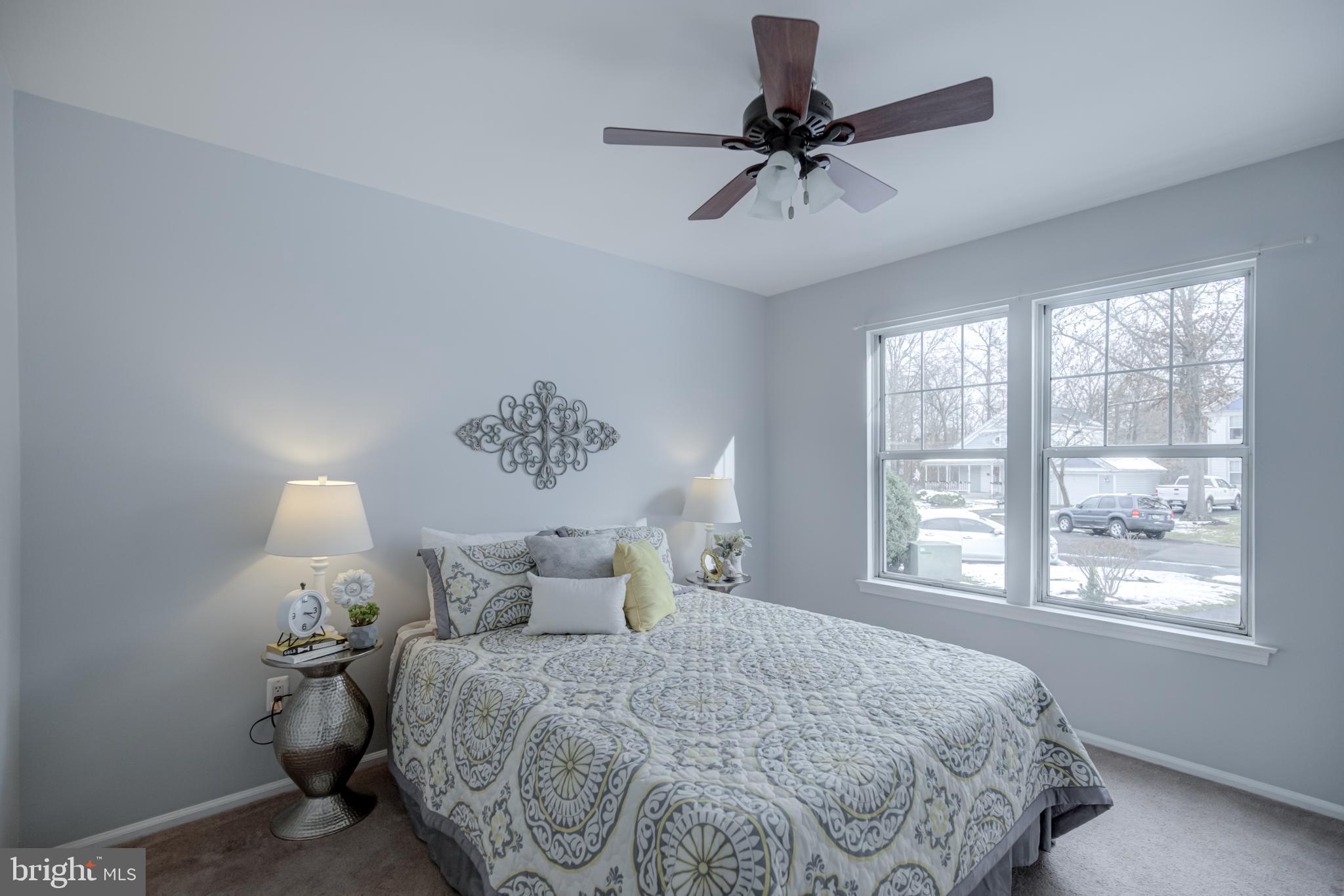 COUNTRYSIDE - Residential